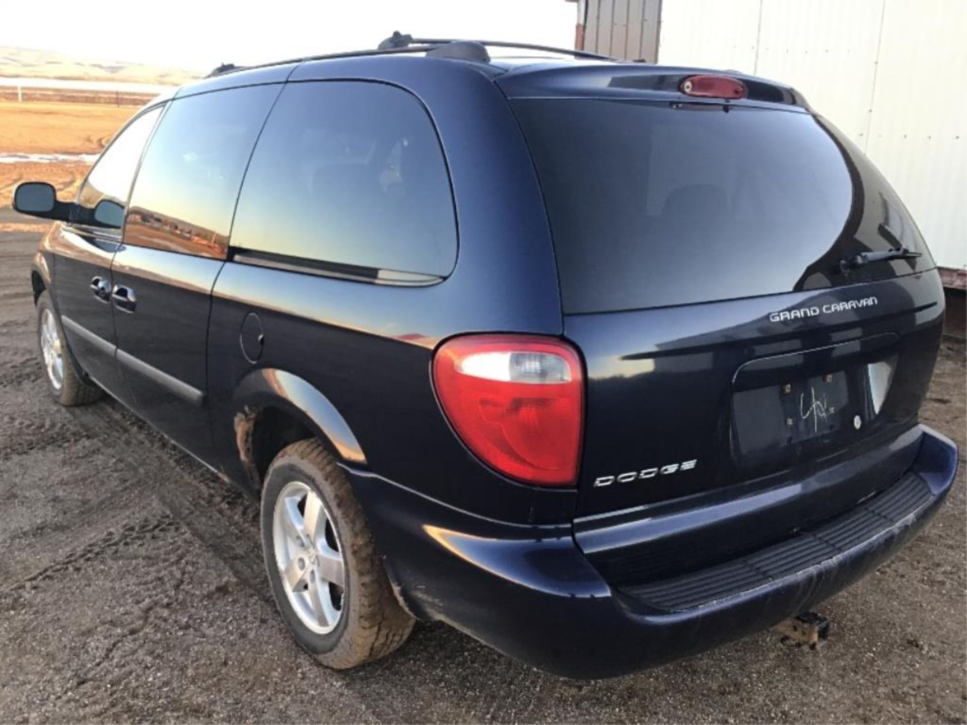 2005 Dodge Grand Caravan - Image 5 of 10