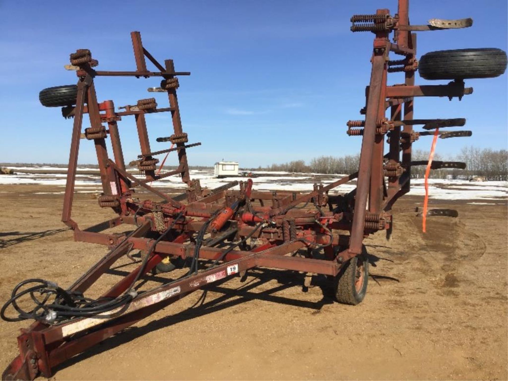 Massey Ferguson 128 30ft Deep Tillage Cultivator - Image 2 of 4