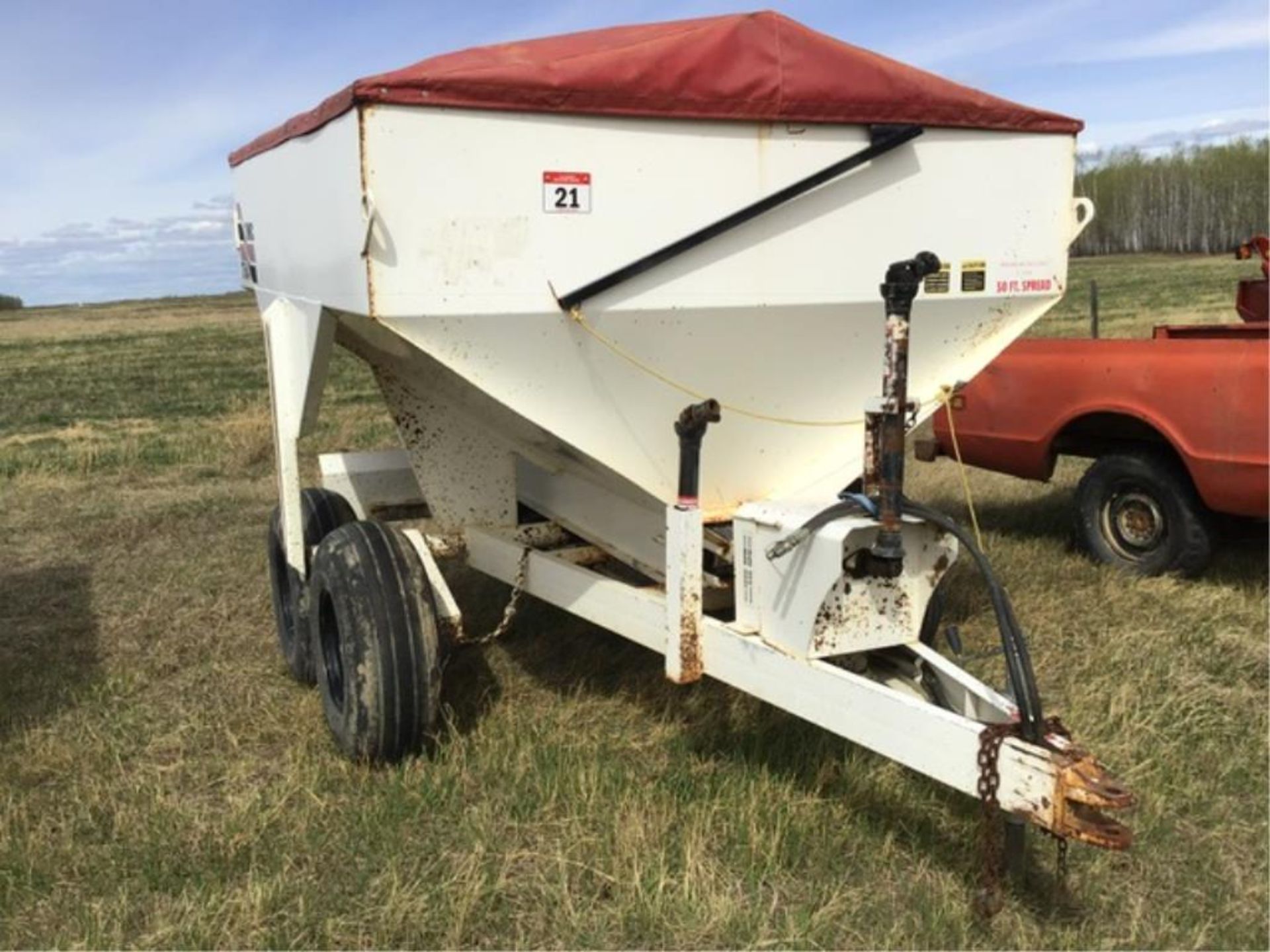 SMC 1754 T/A Fertilizer Spreader