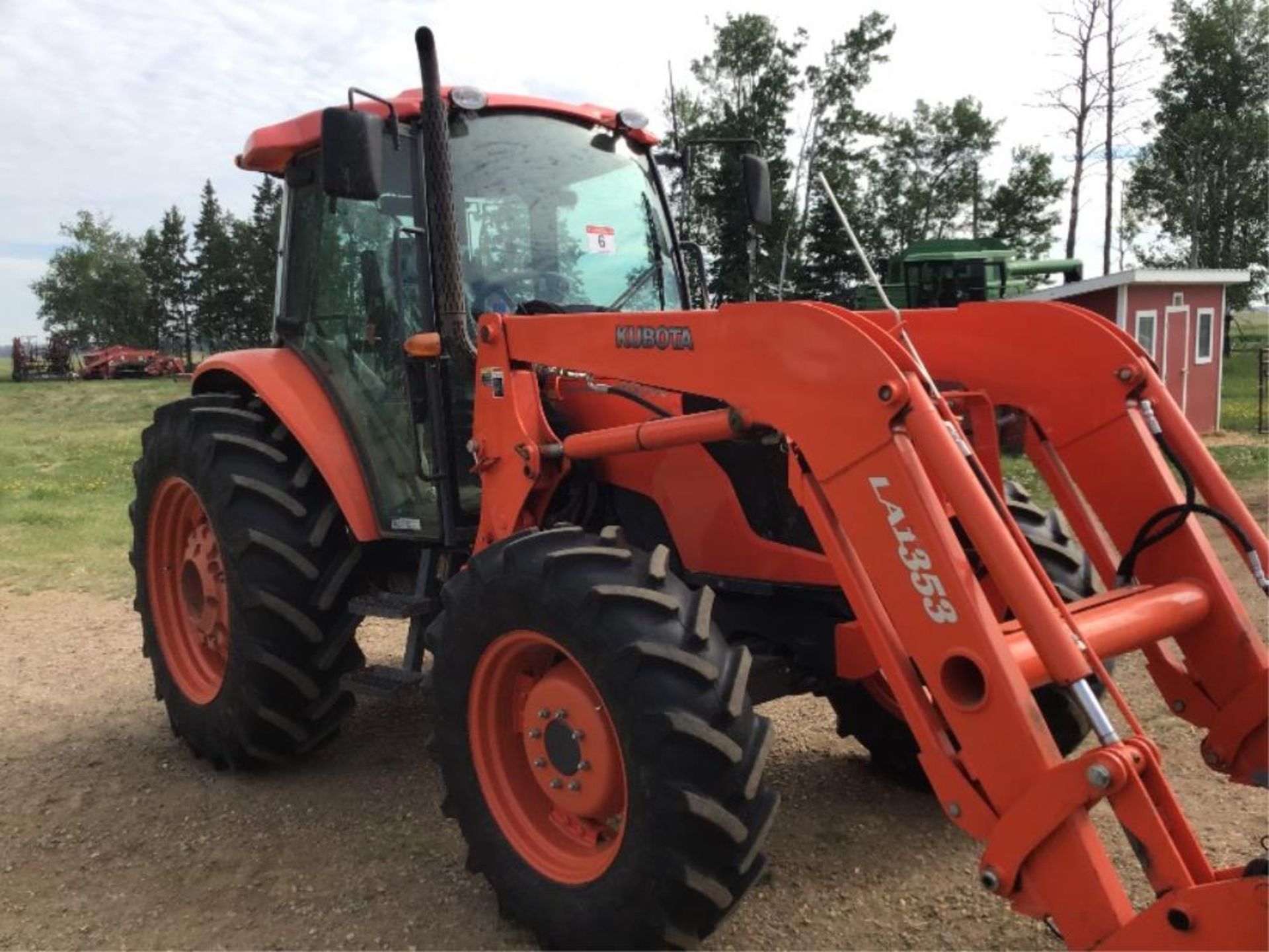 2011 M9540 Kubota Tractor W/ LA353 Front End Loader & Bucket, 2 Forks(may sell sepesrate), 1104 - Image 3 of 12