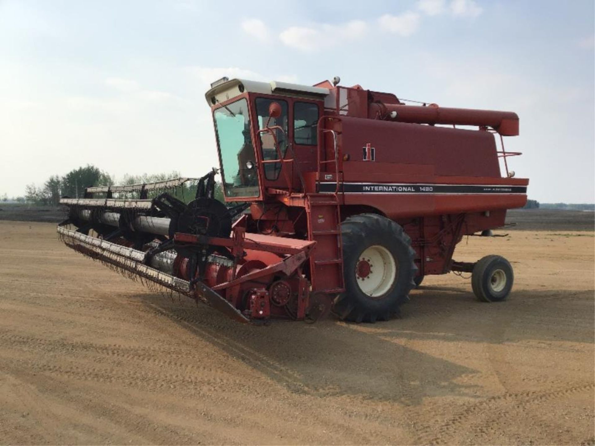 Case IH 1480 Combine