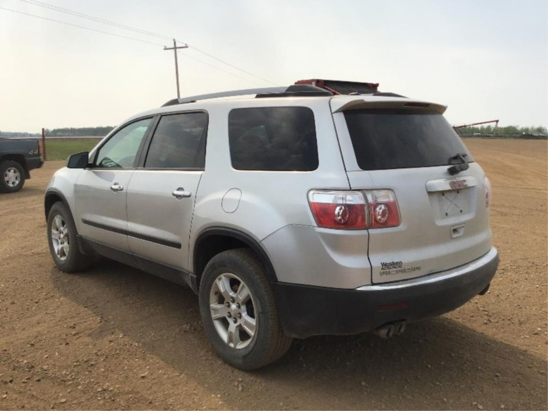 2010 GMC AWD Acadia - Image 4 of 11