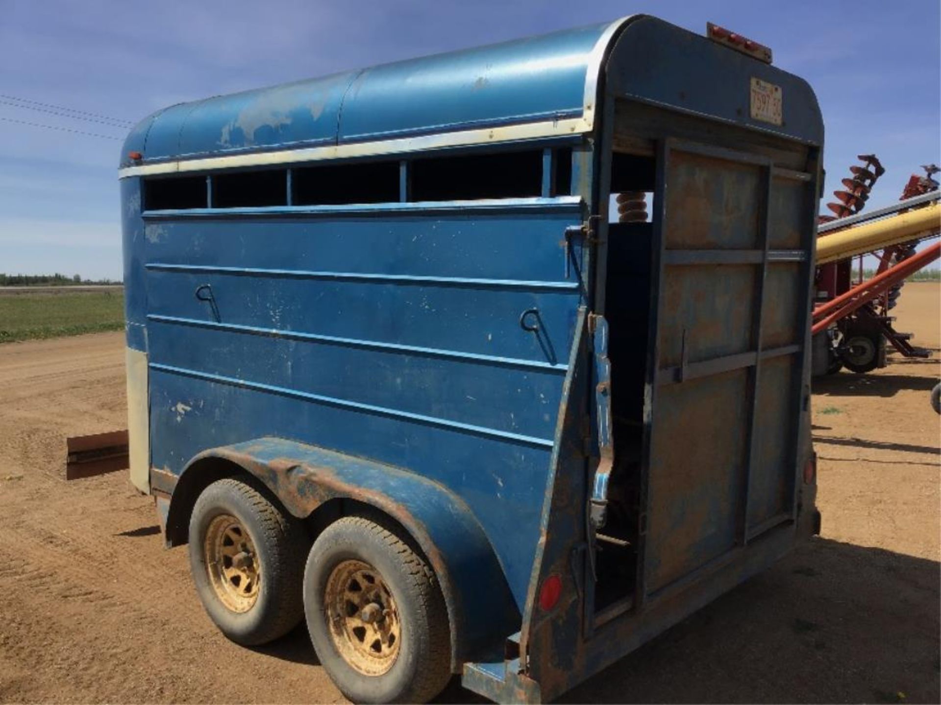 12ft T/A Horse Trailer - Image 3 of 6