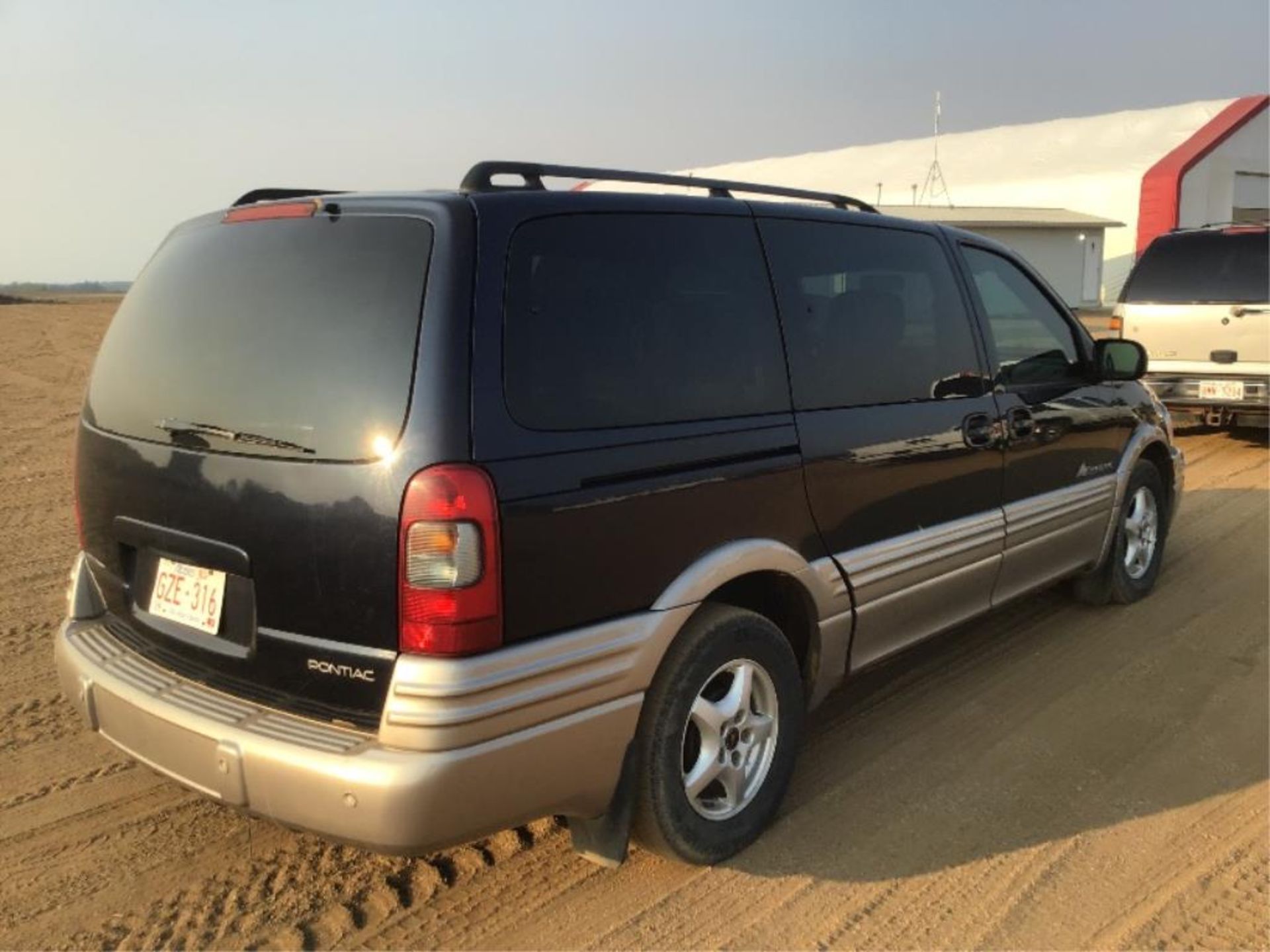 2004 Pontiac Montana Mini Van - Image 3 of 11