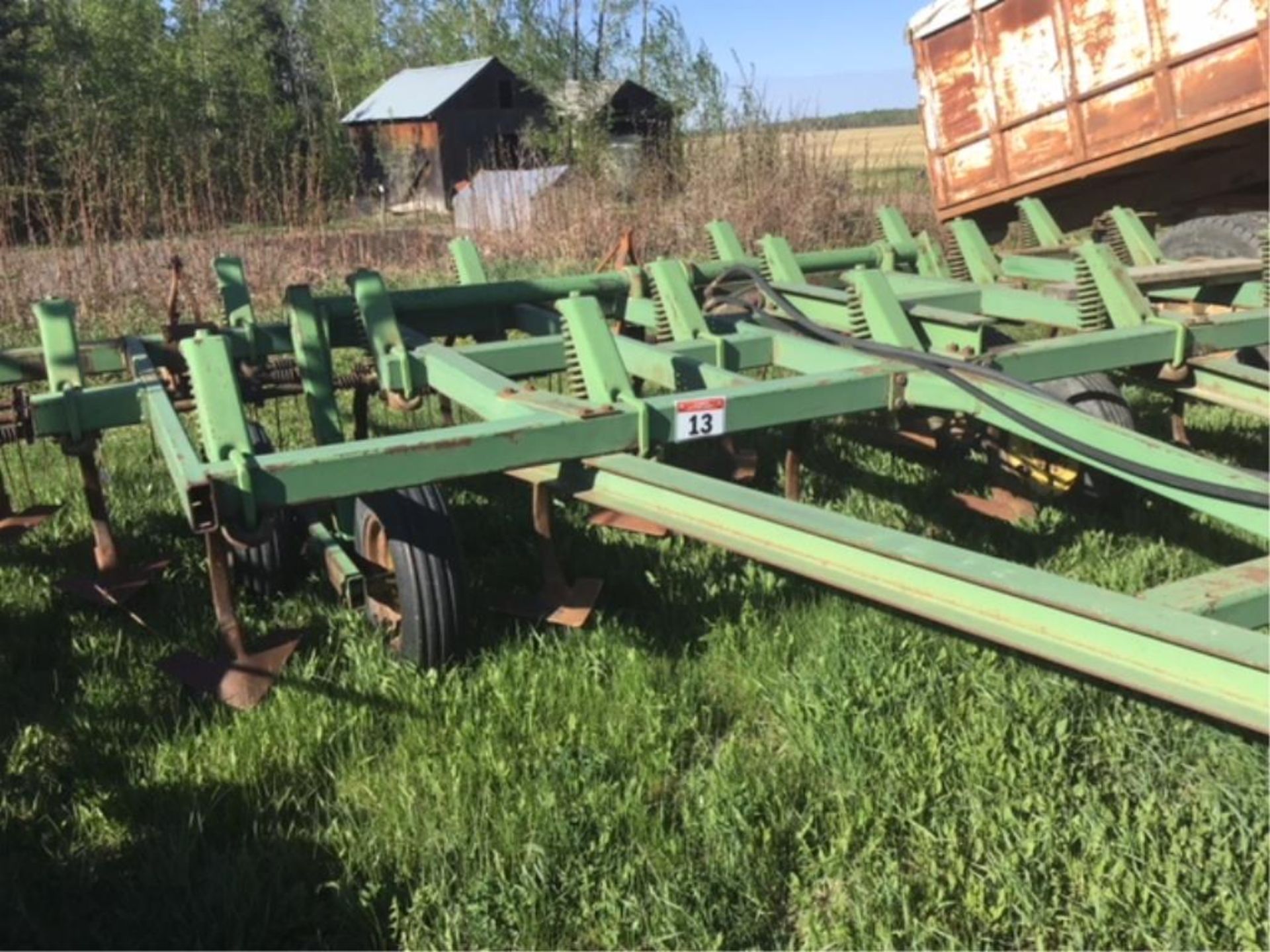 18ft John Deere High Lift Deep Tillage Cultivator Walking Beam Suspension