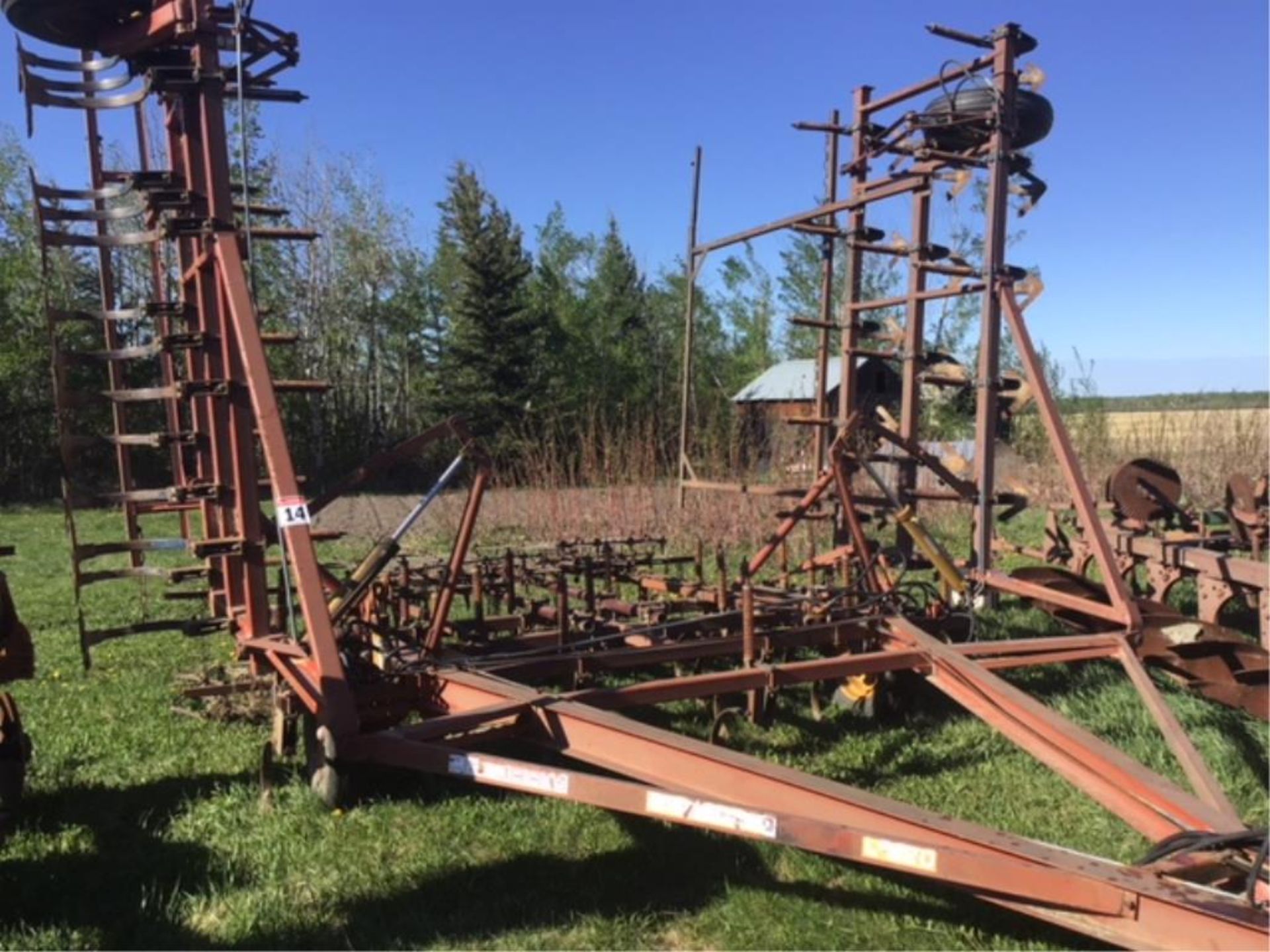 L-320 32ft Morris Cultivator w/Harrows & Shovels