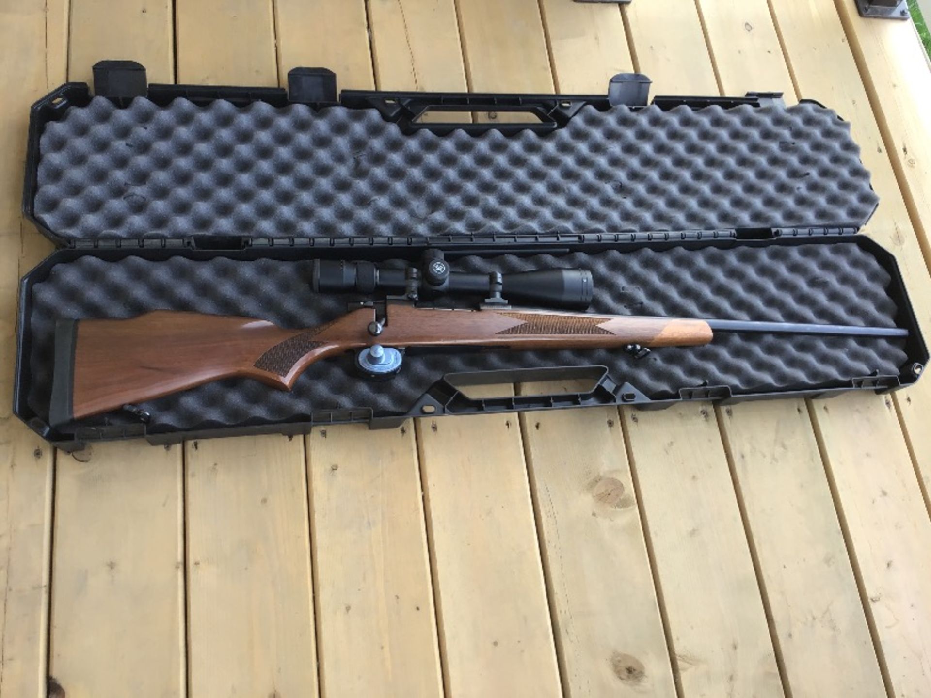 257 Vanguard by Weatherby Bolt Action Rifle