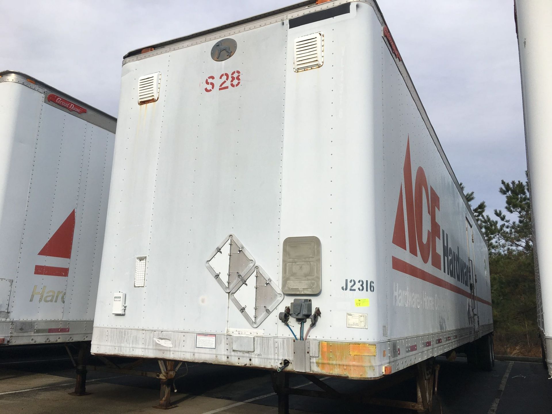 Trailer, Make: Great Dane. Year: 1995. Trailer #: S28. VIN: 1GRAA9623TBO52316. Sold with a Bill of