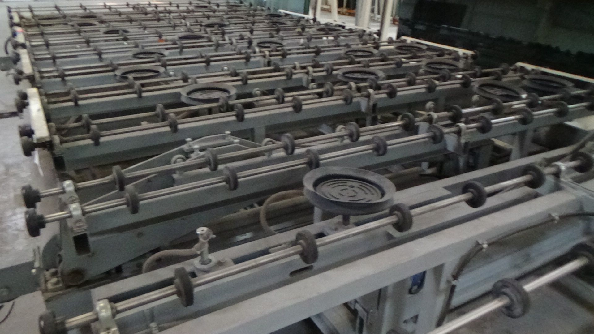Glass Loading Conveyor - Image 2 of 3