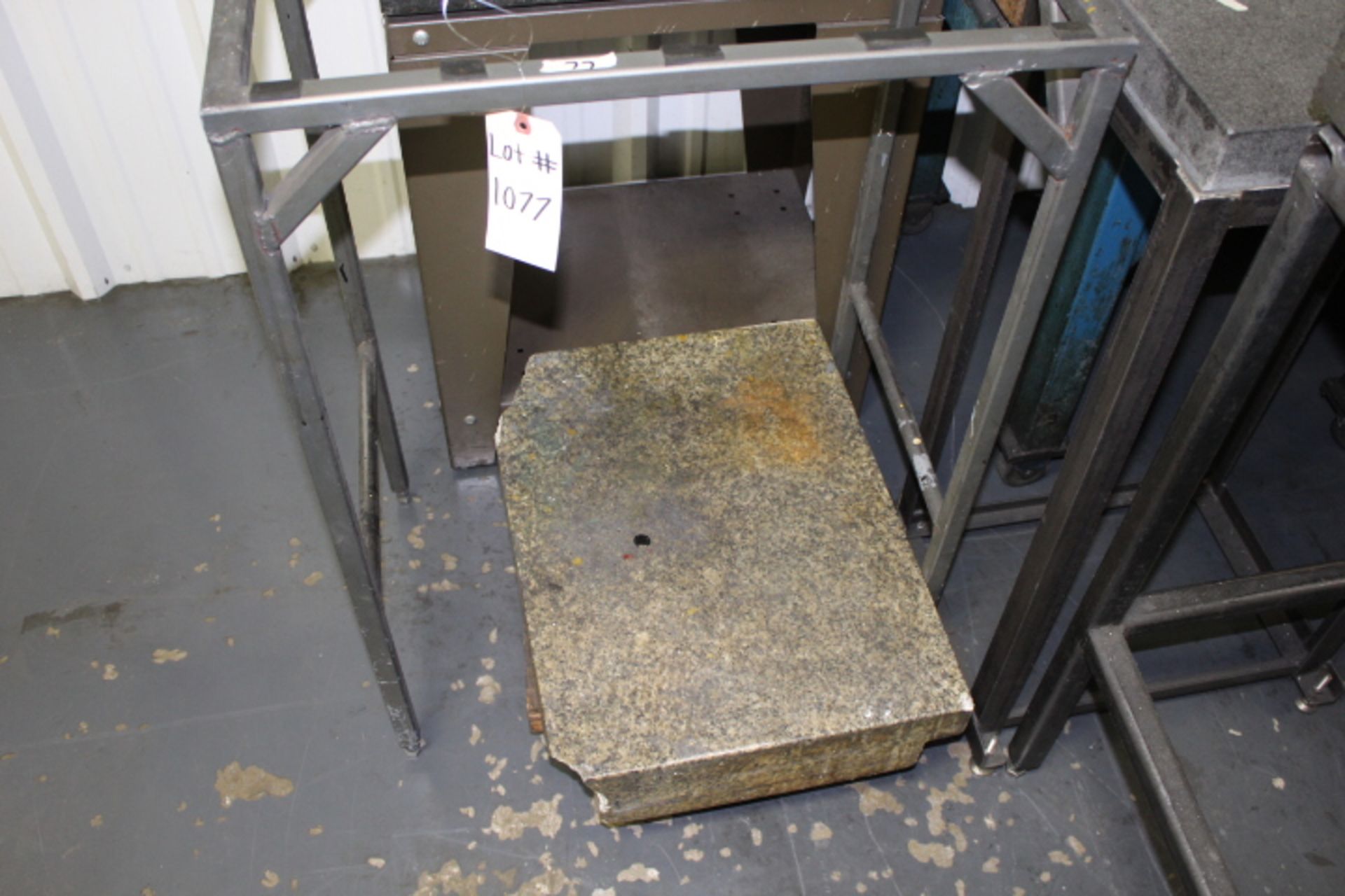 Surface plate on stand