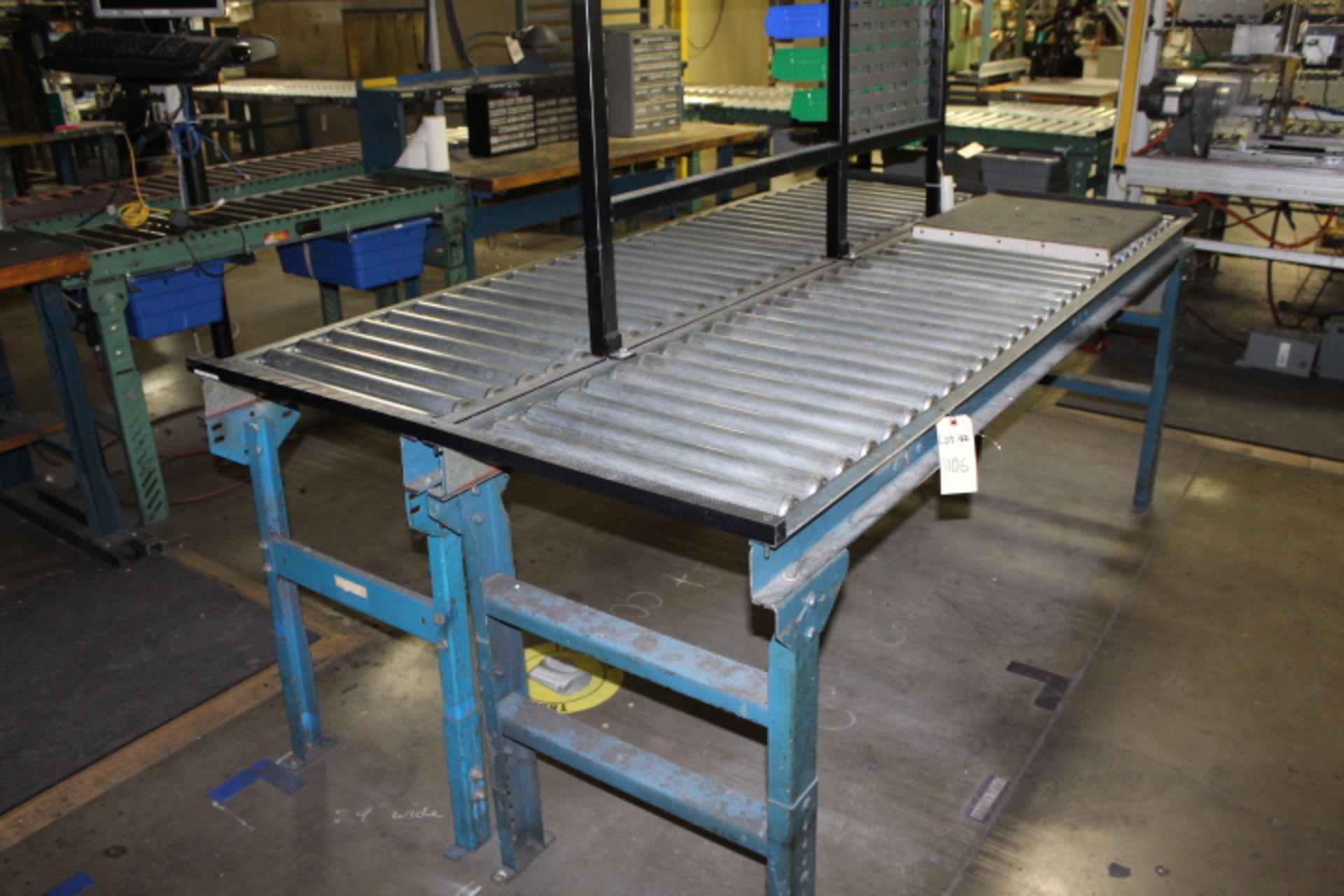 2- 8ft sections of conveyor