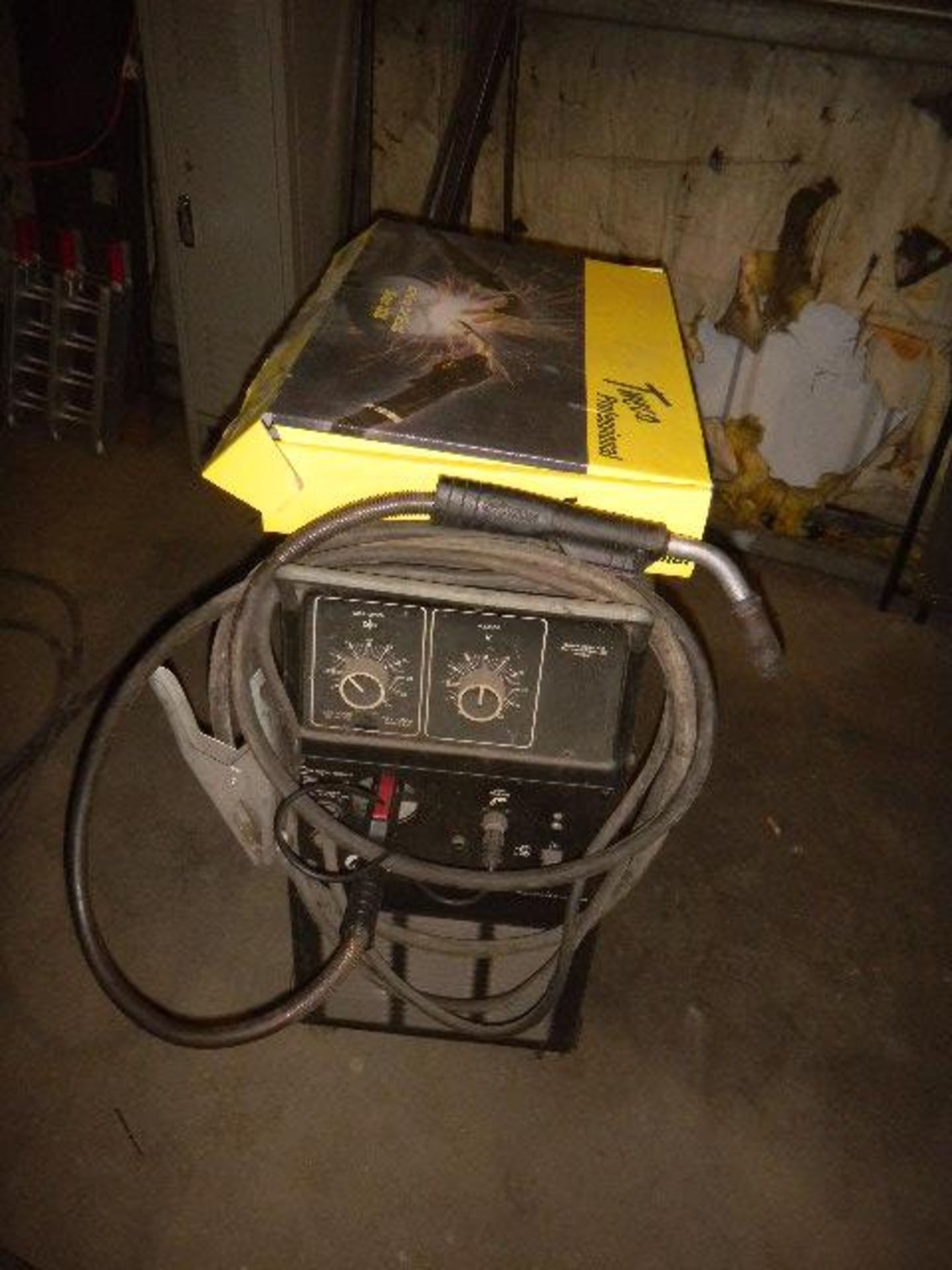 MillerMatic Model 250 Welder - In Working Condition - with Box of Accessories