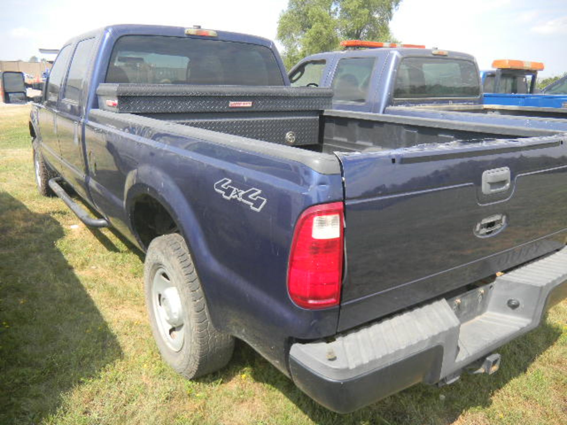 2009 Ford F250 4x4 Super Cab Long Bed Pickup - Asset I.D. #328 - Last of Vin (EA11748) - Image 4 of 11