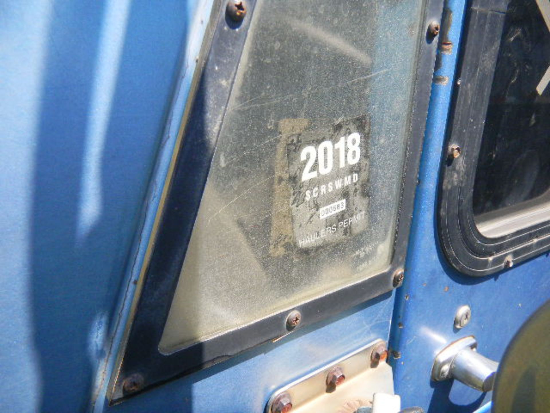 2002 Crane Carrier, (18) Yd Rear Loading Sanitation Truck - I.D. #43 - Last of Vin (045741) #43 - Image 6 of 11