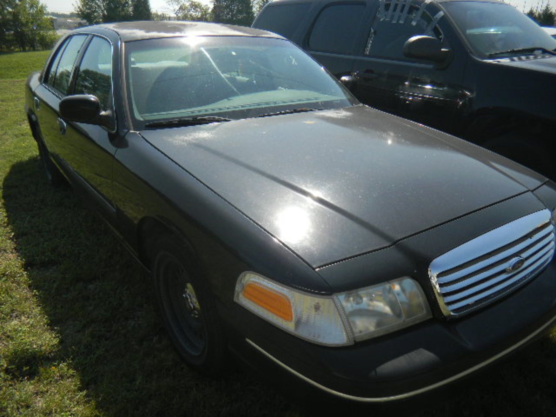 1998 Ford Crown Vic SOLID Black Patrol Car - Asset I.D. #835 - Last of Vin (X148877) - Image 2 of 5