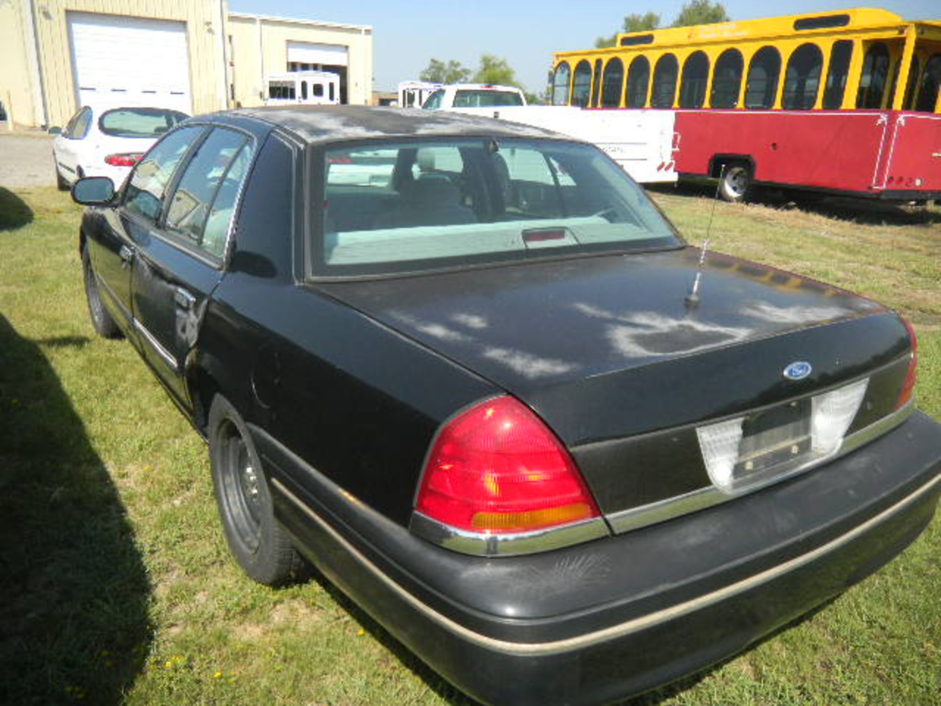 1998 Ford Crown Vic SOLID Black Patrol Car - Asset I.D. #835 - Last of Vin (X148877) - Image 4 of 5