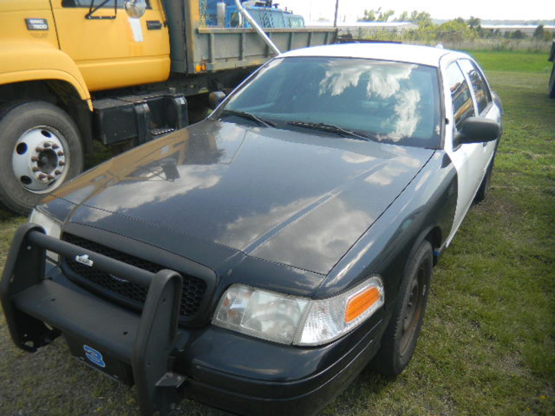 2008 Ford Crown Vic B/White Patrol Car - Asset I.D. #449 - Last of Vin (114900)