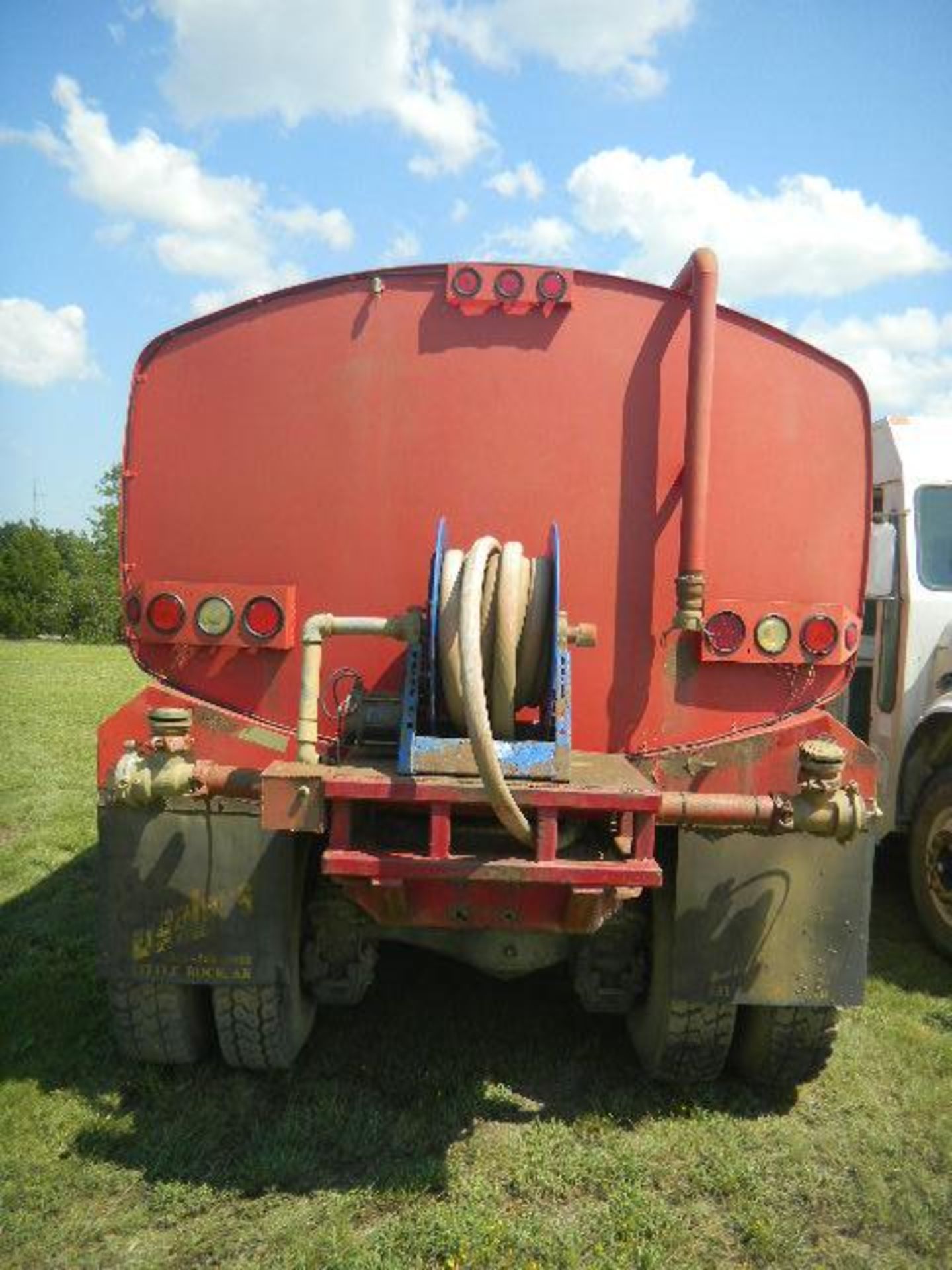 1986 Mack EconoDyne Model - R686ST - Water Truck - Image 4 of 12