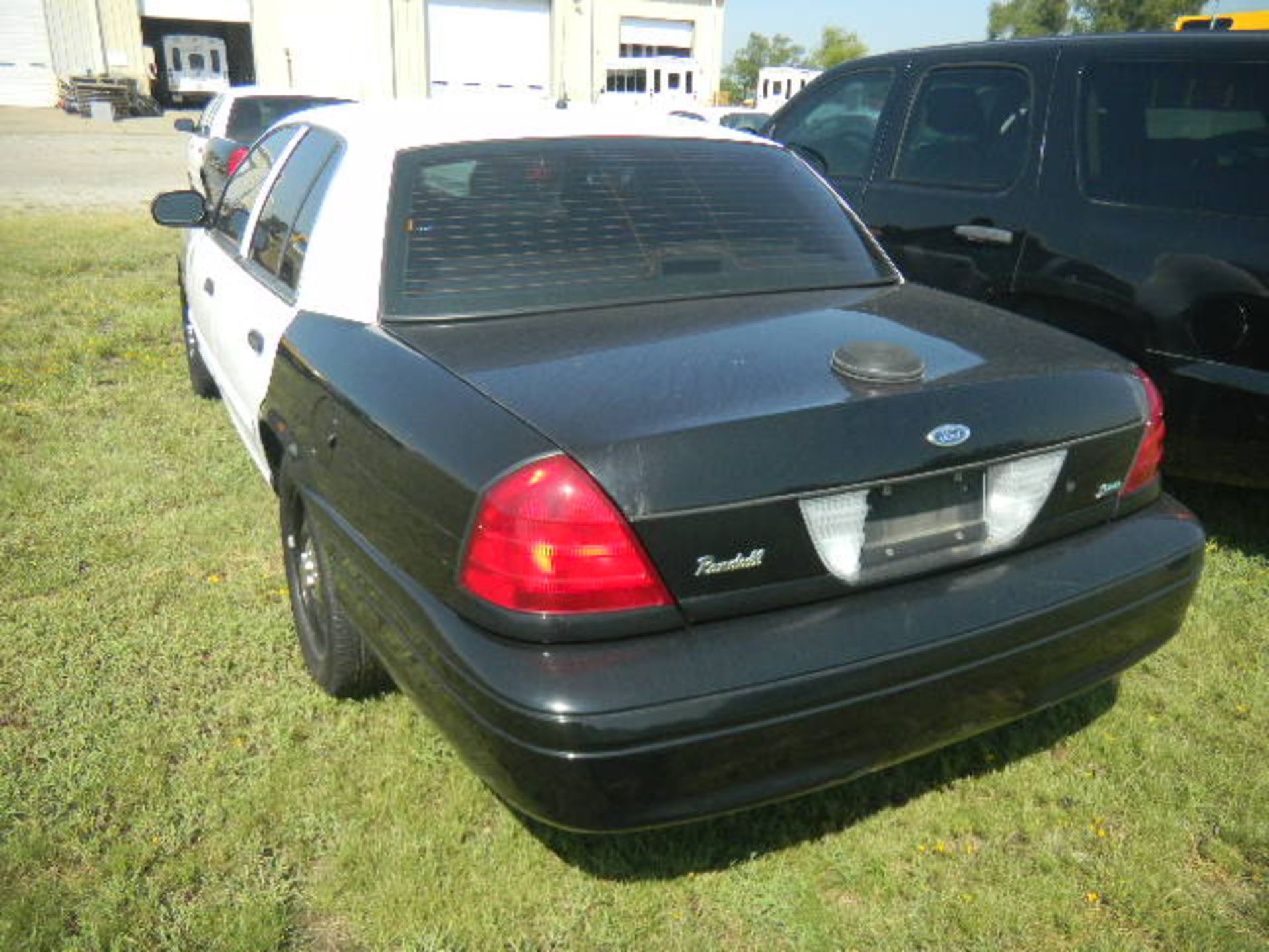 2010 Crown Vic Black/White Patrol Car - Asset I.D. #660 - Last of Vin (108700) - Image 4 of 7