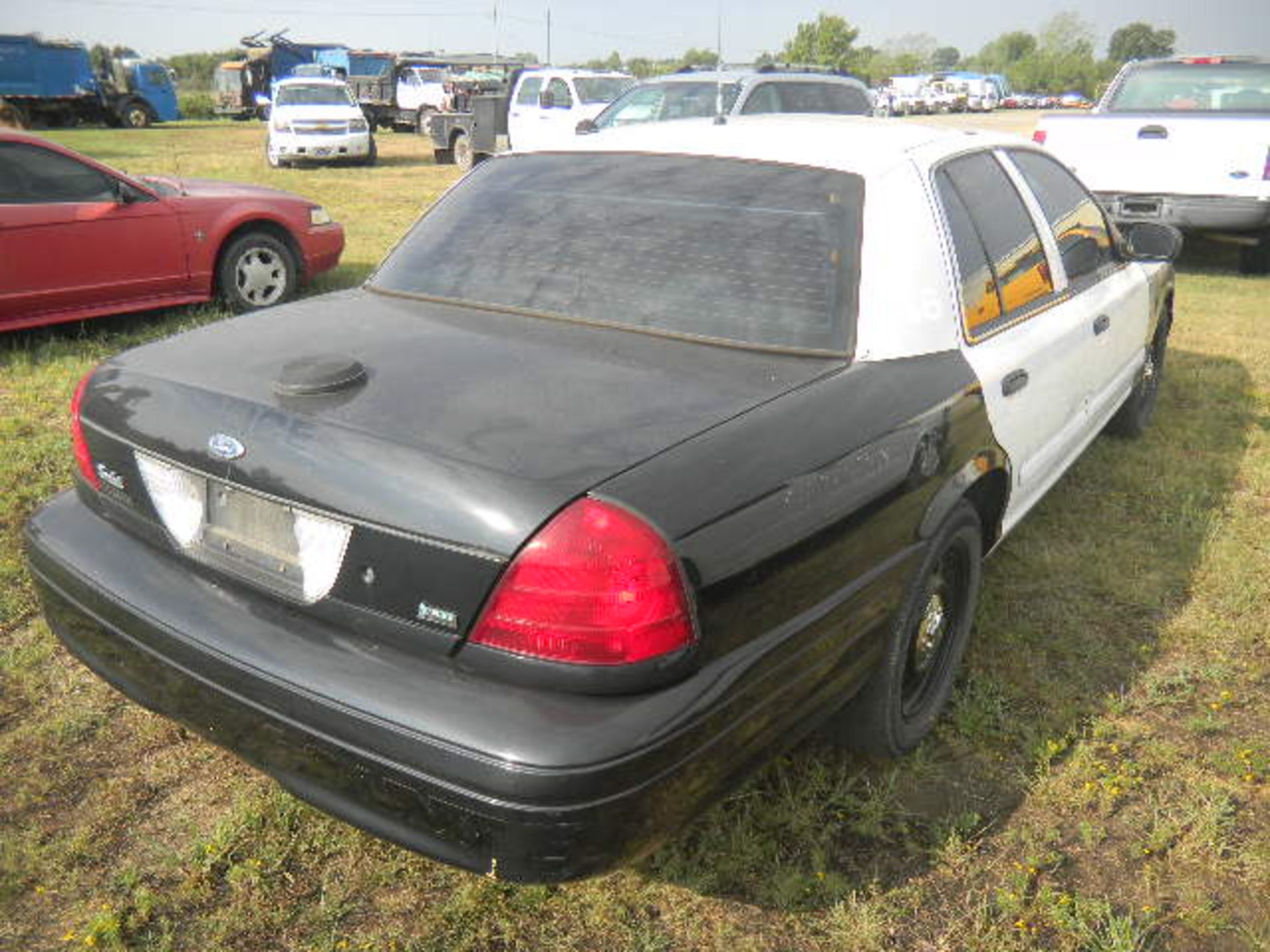 2010 Ford Crown Vic B/W Patrol Car - Asset I.D. #610 - Last of Vin (X108696) - Image 4 of 8