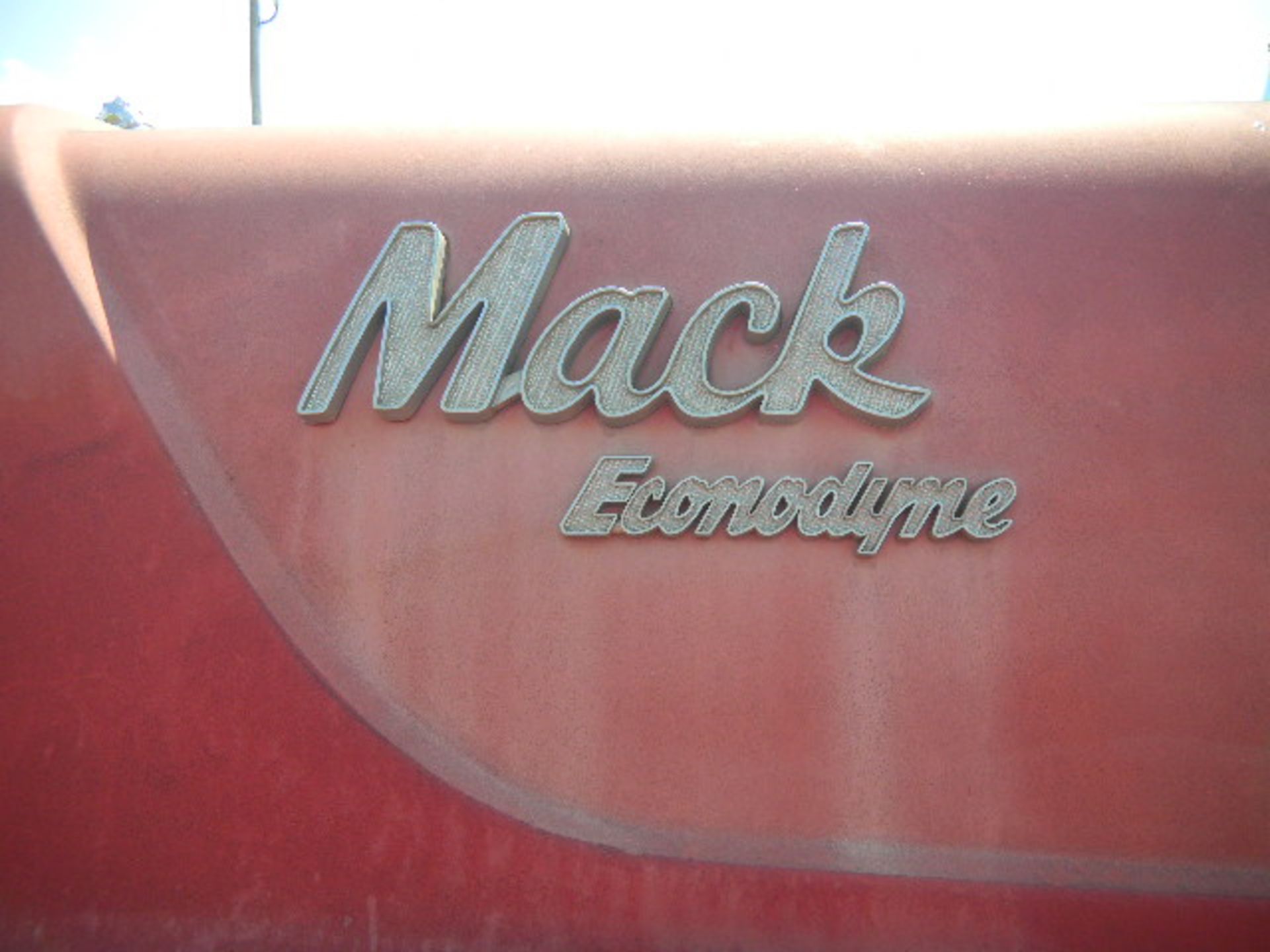 1986 Mack EconoDyne Model - R686ST - Water Truck - Image 10 of 12