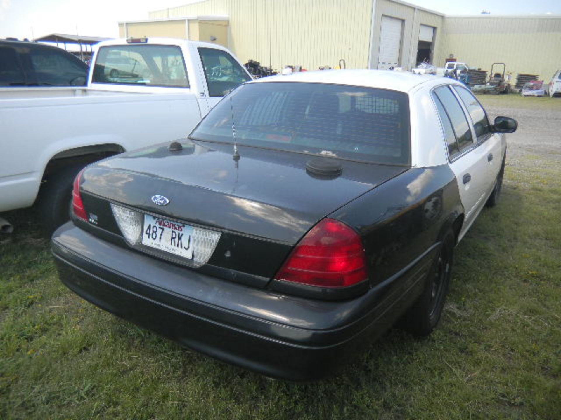 2008 Ford Crown Vic B/White Patrol Car - Asset I.D. #449 - Last of Vin (114900) - Image 4 of 10