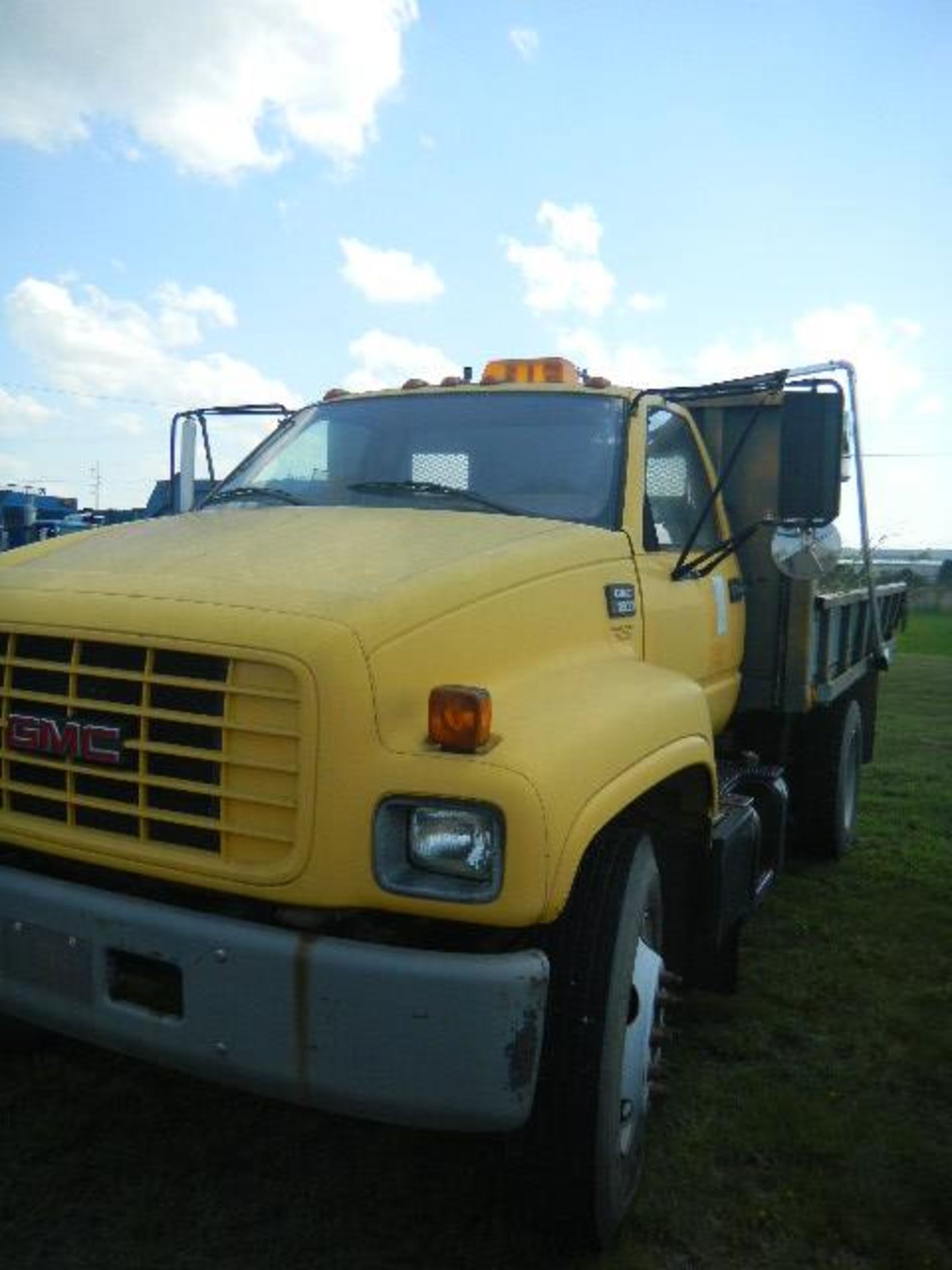 1999 GMC 7500 Truck - Asset I.D. # 788 - Last of Vin (503208) - Image 3 of 12