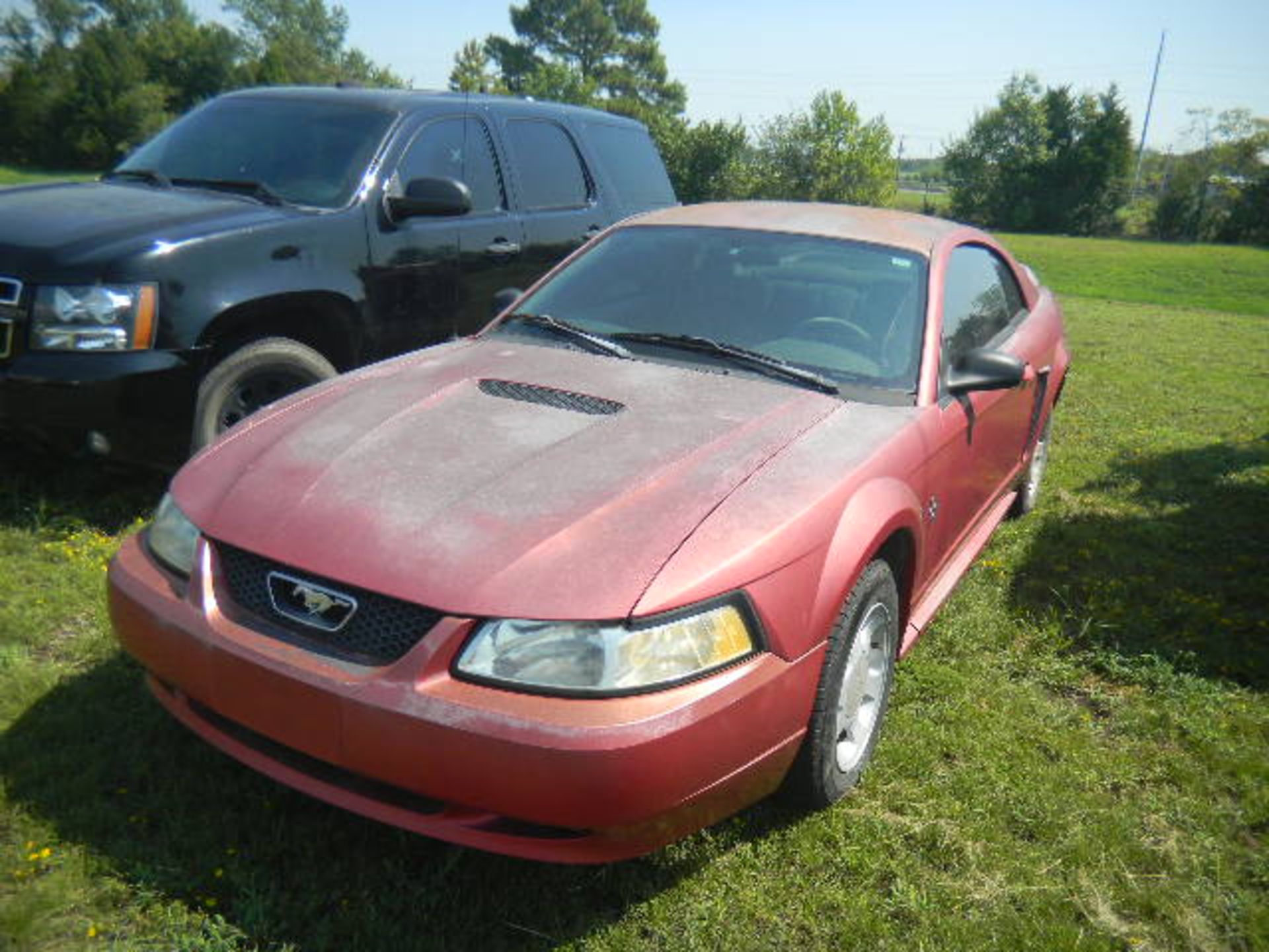 2000 Ford Mustang - 96,000 Mi. - Condition Fair - Bad Exterior Paint - Image 3 of 5