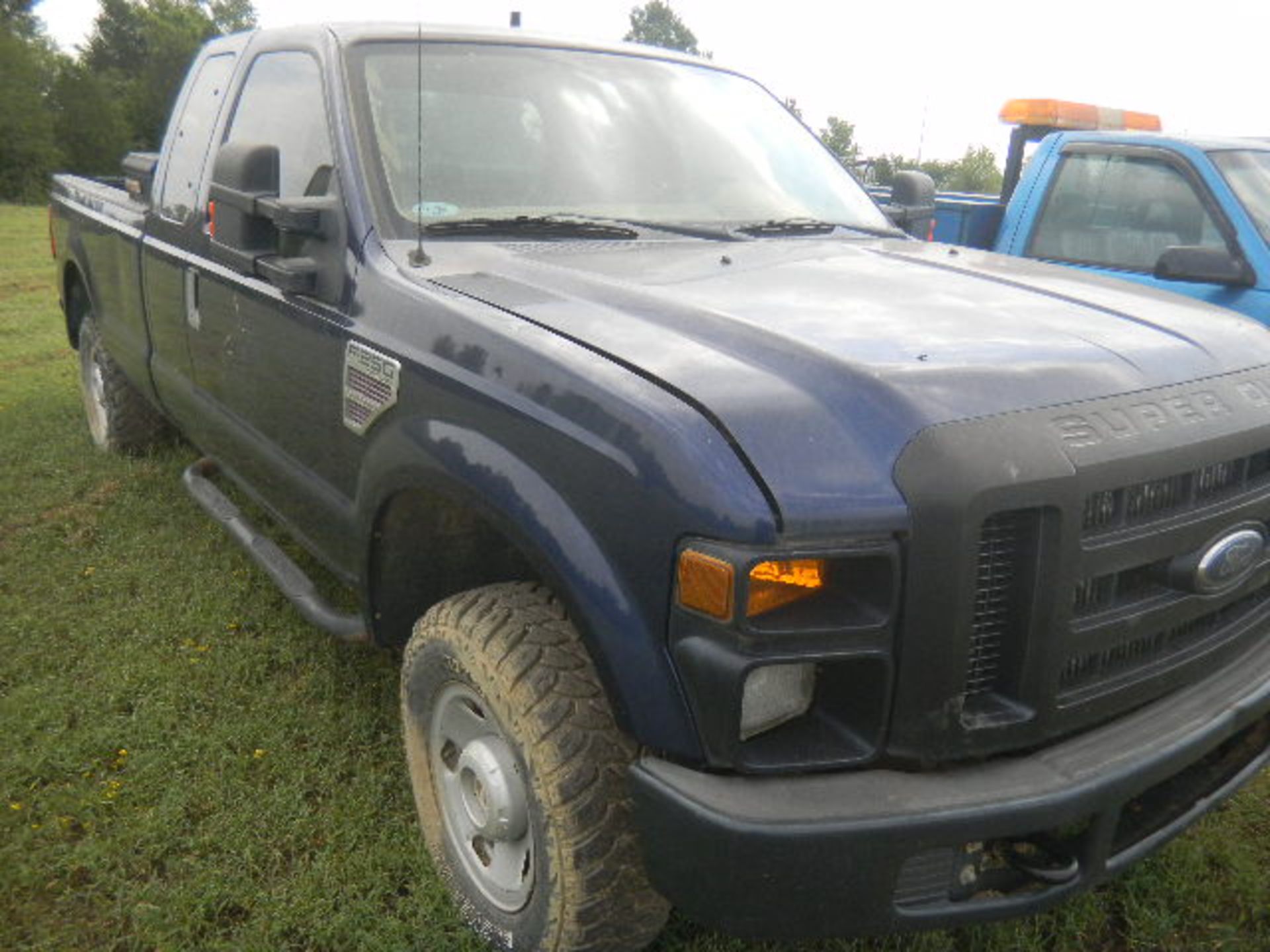 2008 Ford F250 Super Duty 4x4 Pickup - Asset I.D. #860 - Last of Vin (EC52447) - Image 2 of 10