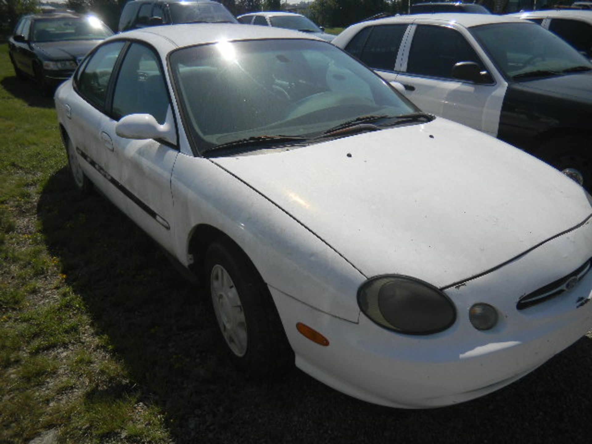 1999 Ford Taurus SE 4 Door - Asset I.D. #492 - Last of Vin (220300)