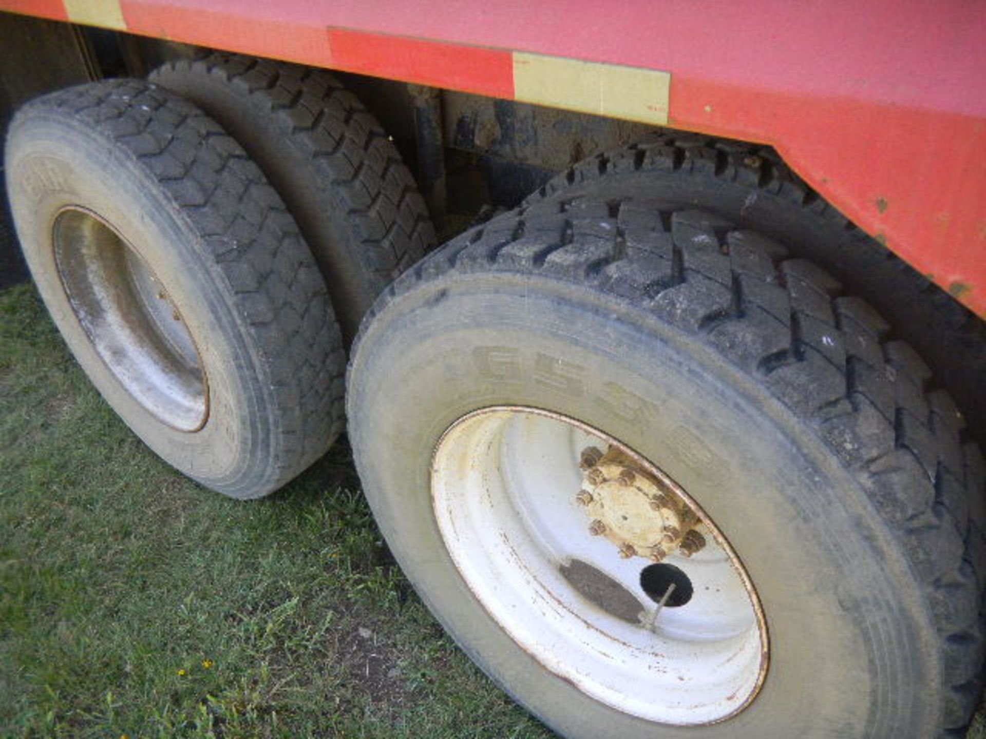 1986 Mack EconoDyne Model - R686ST - Water Truck - Image 7 of 12