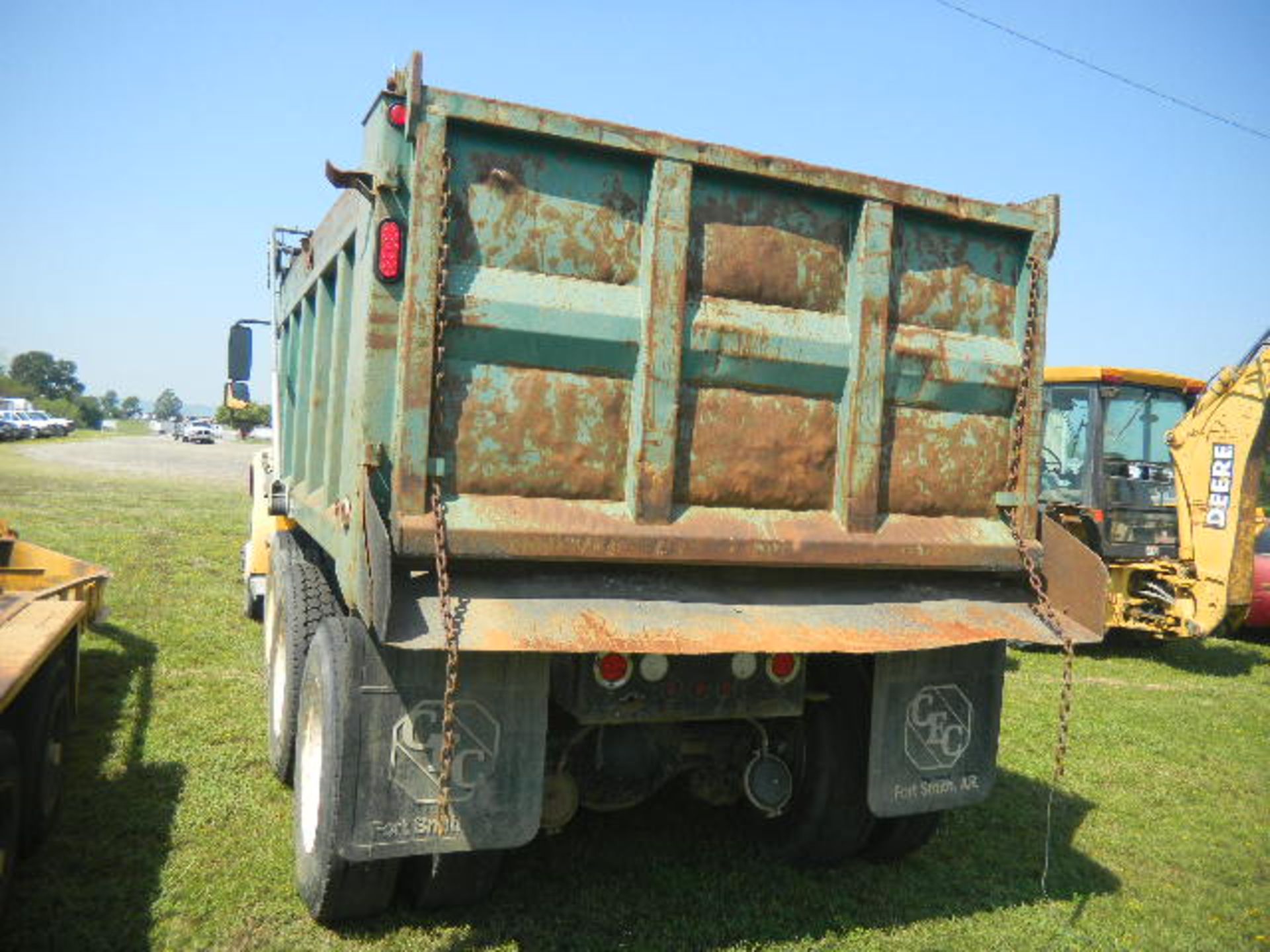 2008 Freightliner Tri-Axle Dump Truck - 104603 Miles - Asset I.D. (864) - Last of Vin (Z84668) - Image 6 of 14