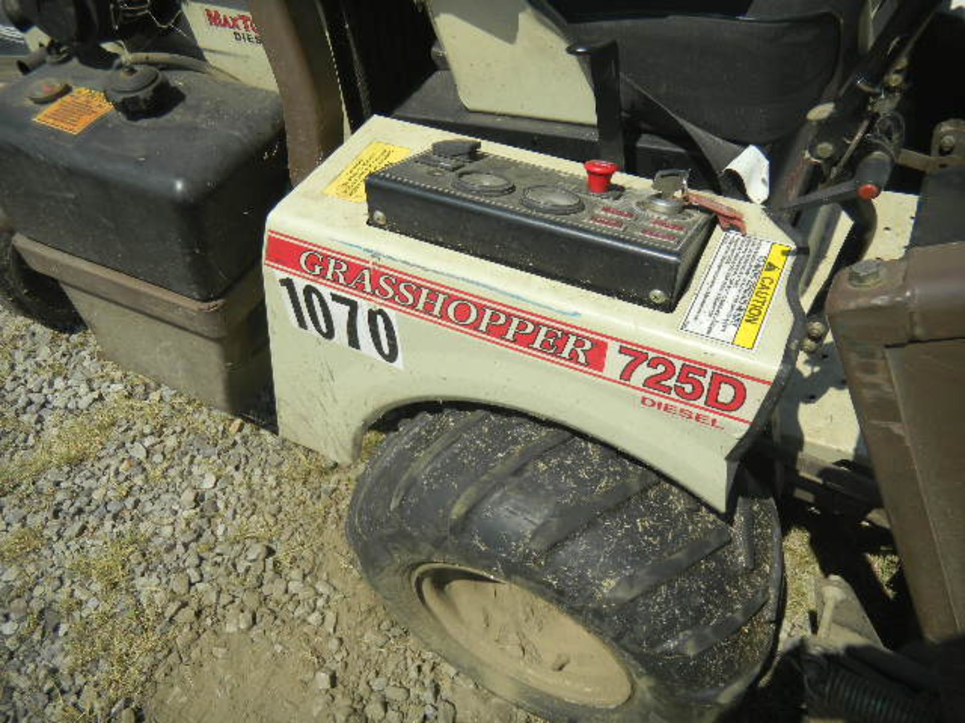 Grass Hopper Diesel Mower Mod. 725D - Asset I.D. #1070 - Image 5 of 6