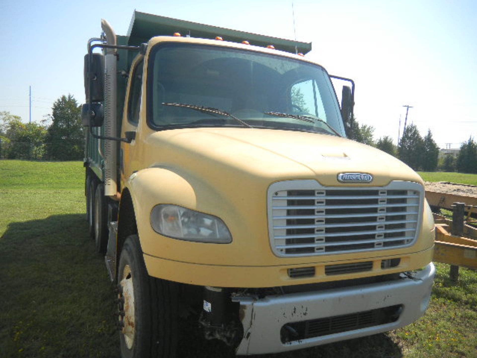 2008 Freightliner Tri-Axle Dump Truck - 104603 Miles - Asset I.D. (864) - Last of Vin (Z84668) - Image 2 of 14