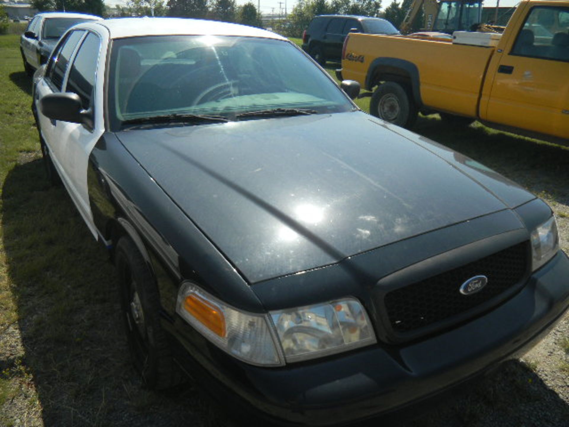 2009 Ford Crown Vic Black/White Patrol Car - Asset I.D. #653 - Last of Vin (139086) - Image 2 of 9