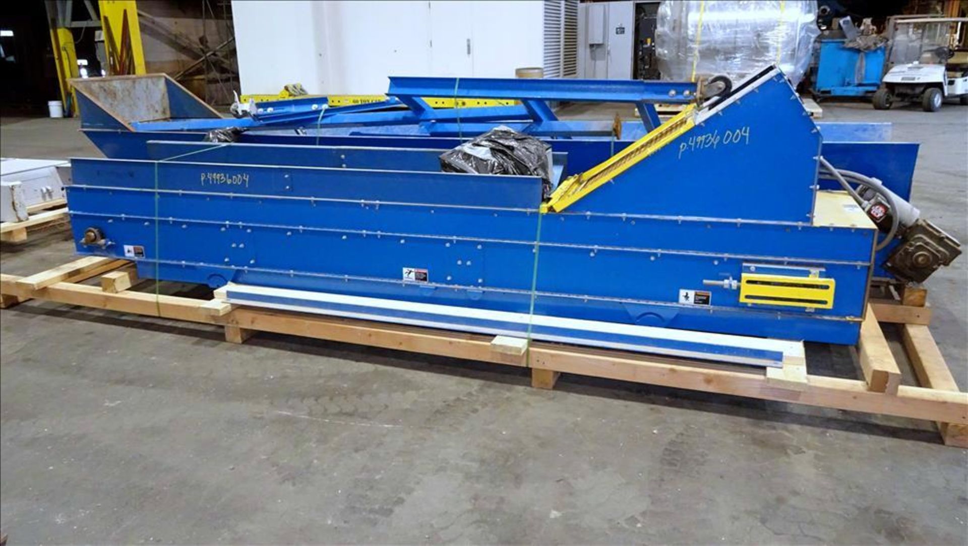 SSI Dual-Shear Shredder, Model M55E. Low speed, high torque, two-shaft, rotary shear shredder. 23" x - Image 12 of 26