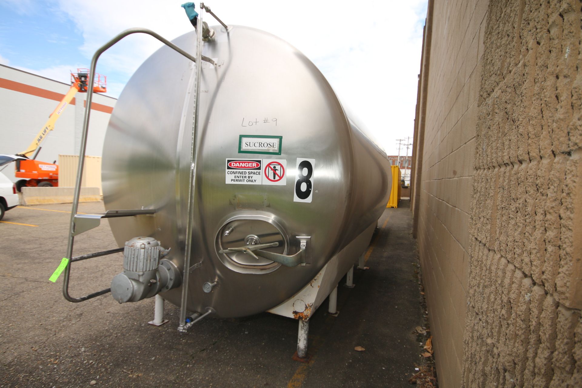 Cherry Burrell 5,000 Gal. S/S Horizontal Single Wall Tank, M/N HC, Equipped with Horizontal - Image 2 of 7