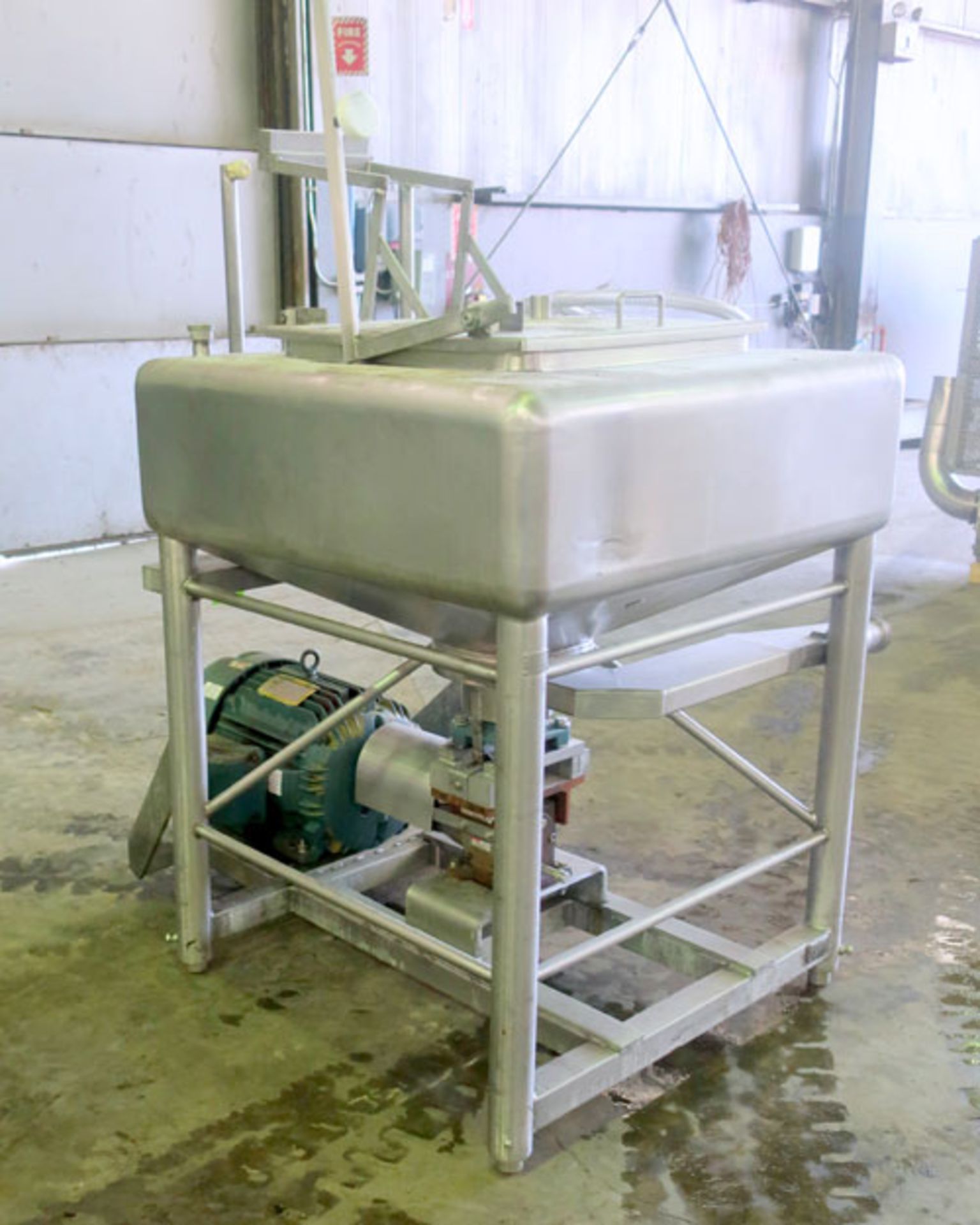 APV Crepaco Liquiverter, approximately 25 gallon, Serial # E-4879. Mounted on (4) stainless steel - Image 2 of 7