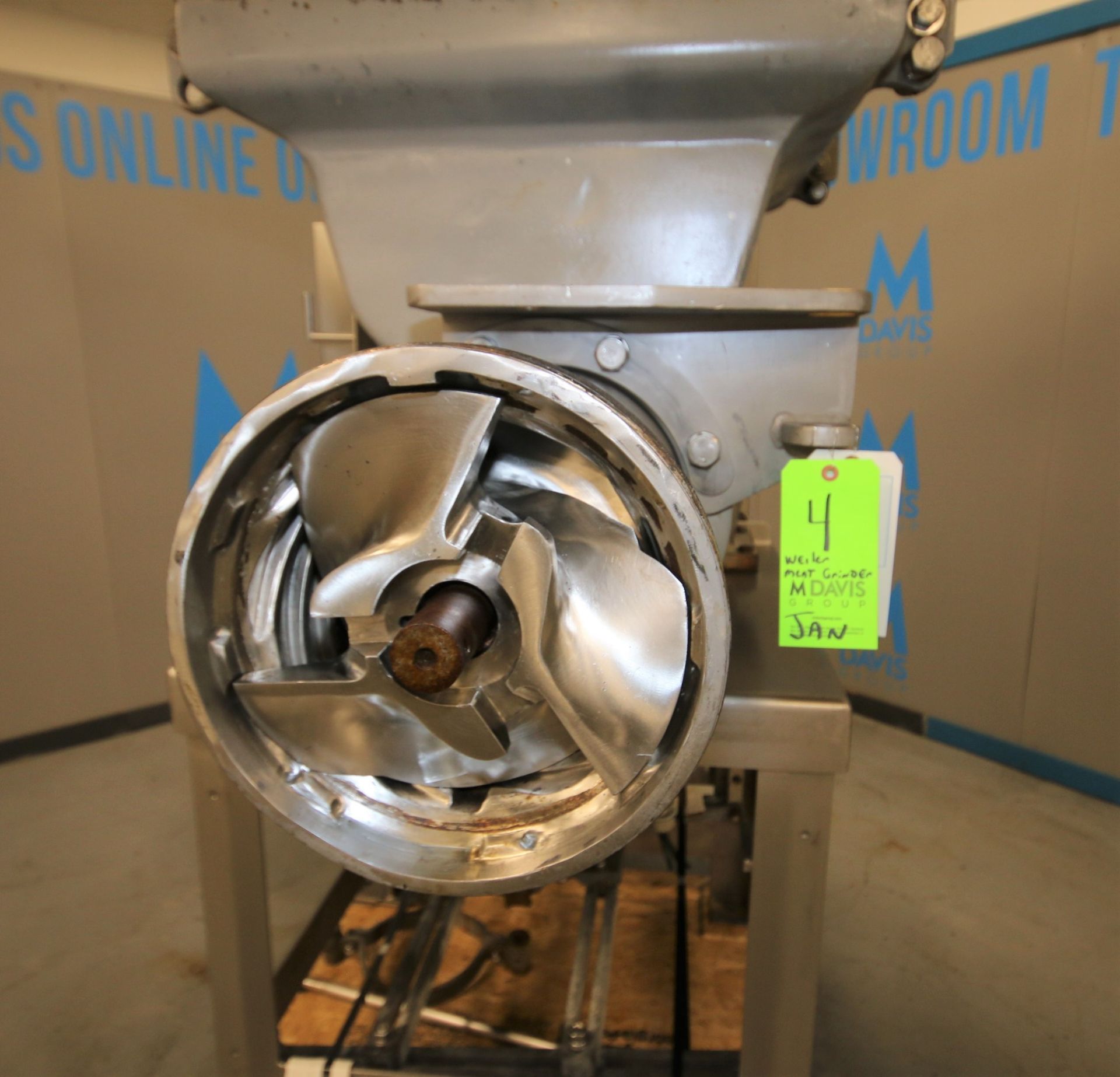 Weiler Meat Grinder, Model 1109, SN 87195, with 26" L x 20" W Steel Feed Hopper, 10" S/S Feed Screw, - Image 3 of 13