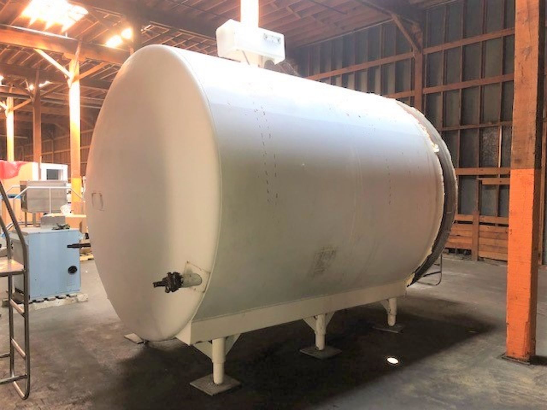 Walker S/S 4,000 Gal. Horizontal Jacketed Tank, Model 10593, S/N HHT4886R, Area Sq. Ft. 84/R-12, - Image 4 of 10