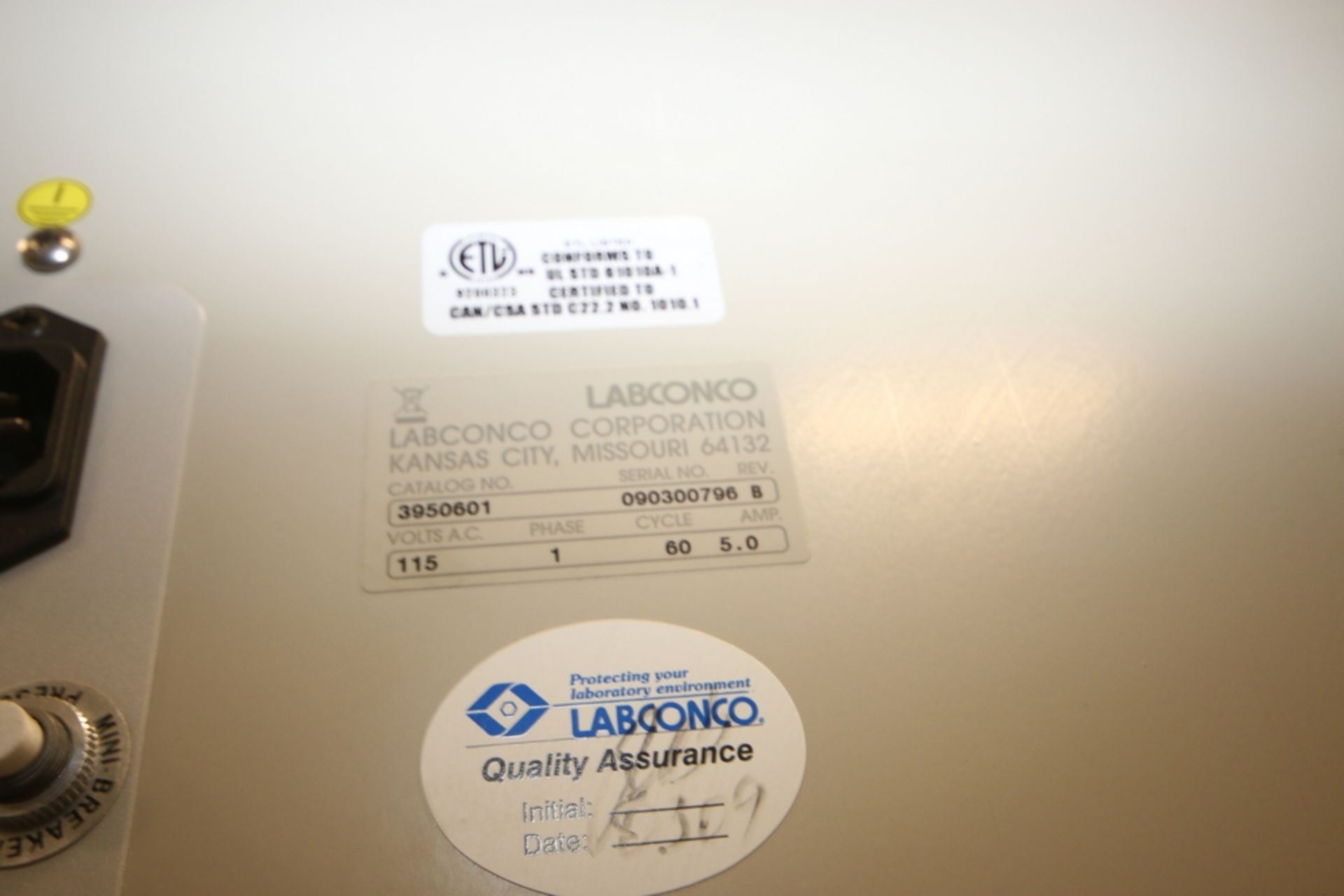 Labconco XPert Filtered Balance System, S/N 090300796, 115 Volts, 1 Phase, Mounted on Portable - Image 5 of 6