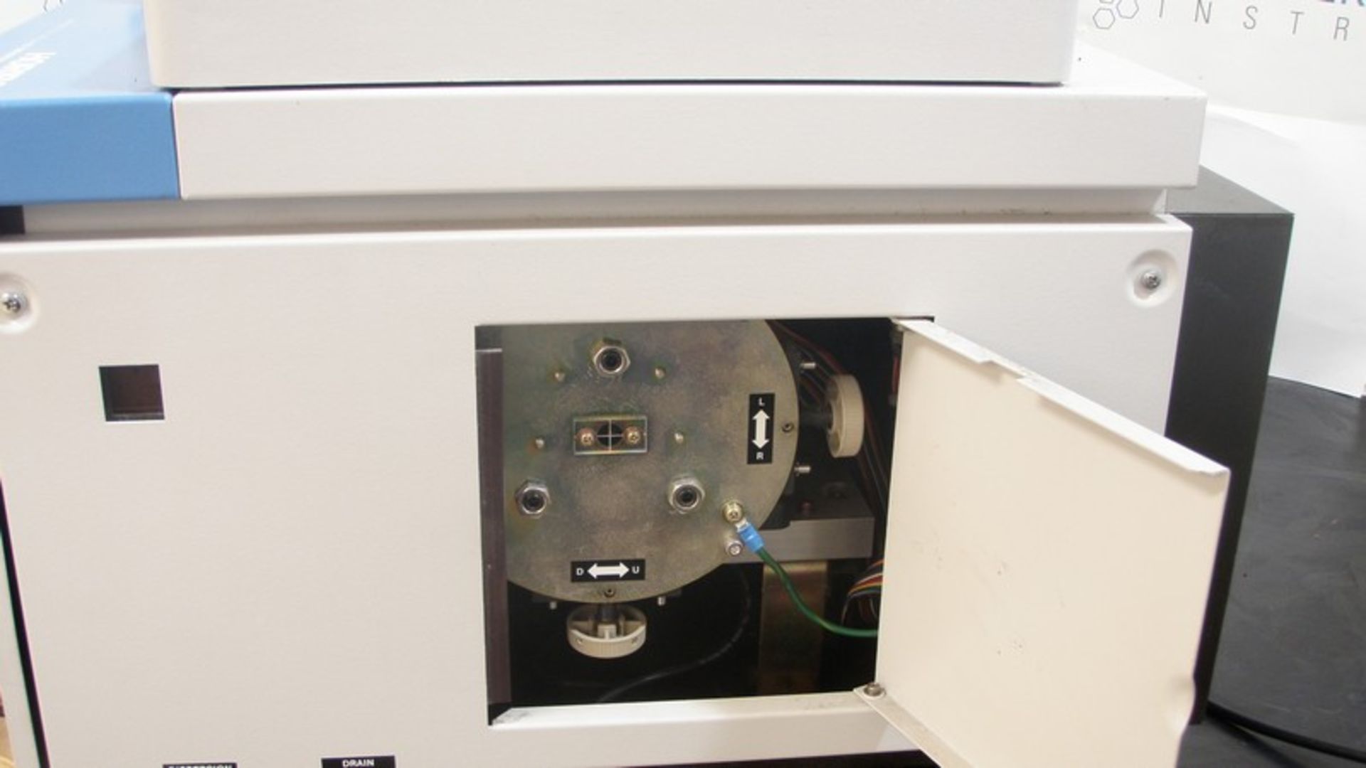 HORIBA LA-900 Laser Scattering Particle Size Distribution Analyzer, S/N 210102K, (NOTE: Unit - Image 7 of 10