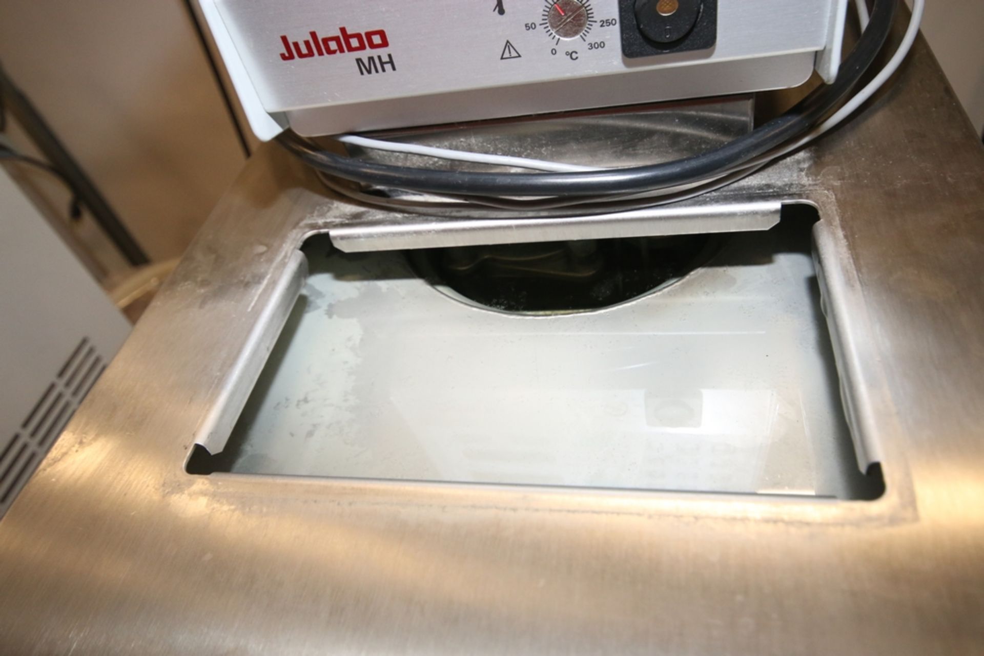 Julabo S/S Water Bath, M/N FS18 ***Located in MDG Auction Showroom--Pittsburgh, PA*** - Image 4 of 4