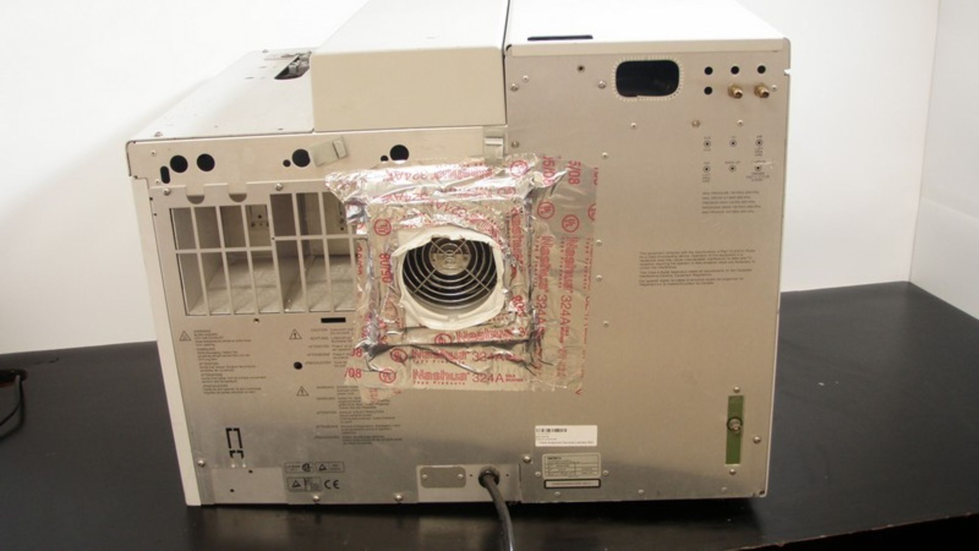 Varian CP-3800 Gas Chromatograph, Model 3800/3380, S/N 05478 (NOTE: Unit Powers On, has Possible - Image 11 of 12
