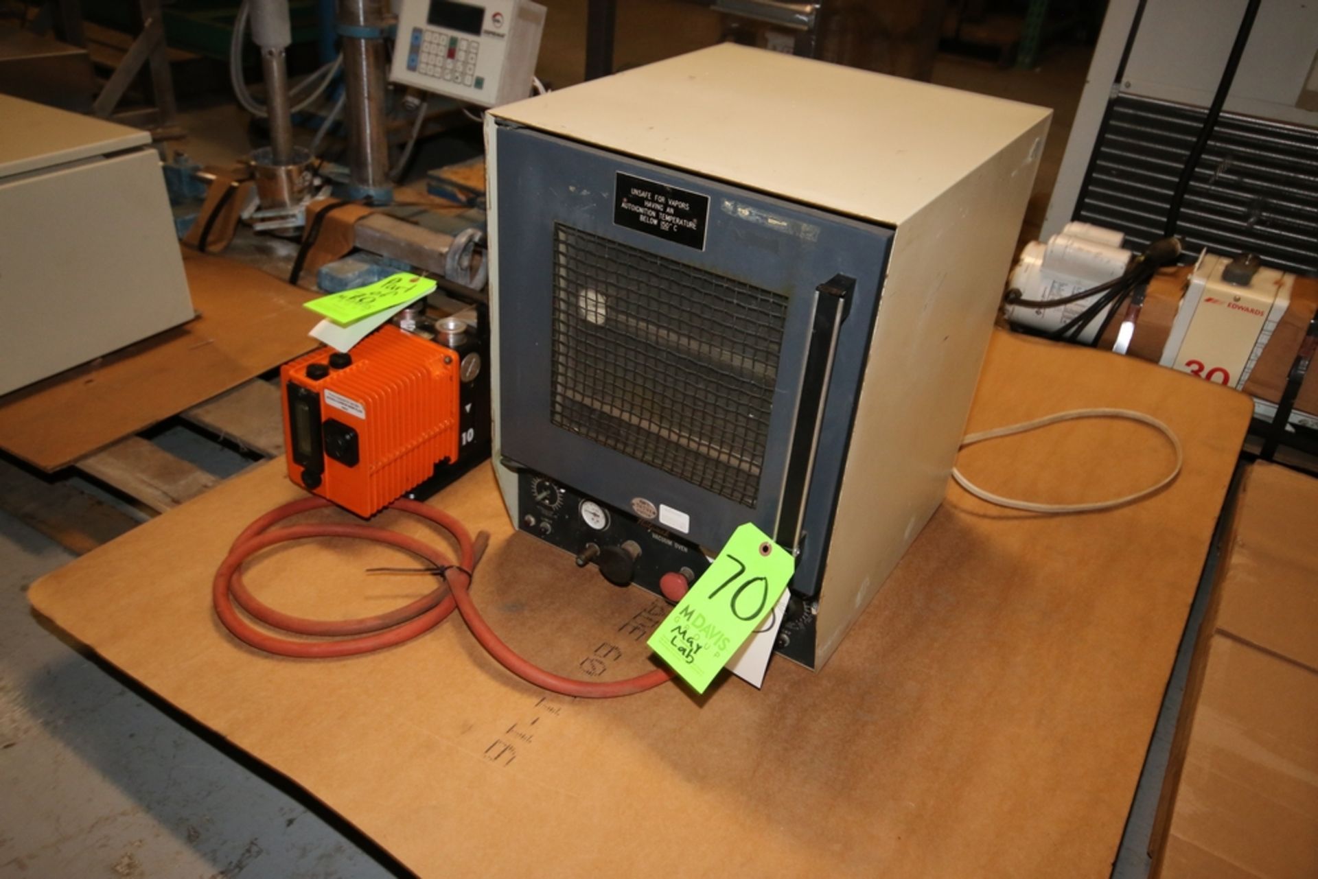 Hotpack Vacuum Oven with 1/2 hp Vacuum Pump, 115 Volts ***Located in MDG Auction Showroom-- - Image 2 of 3