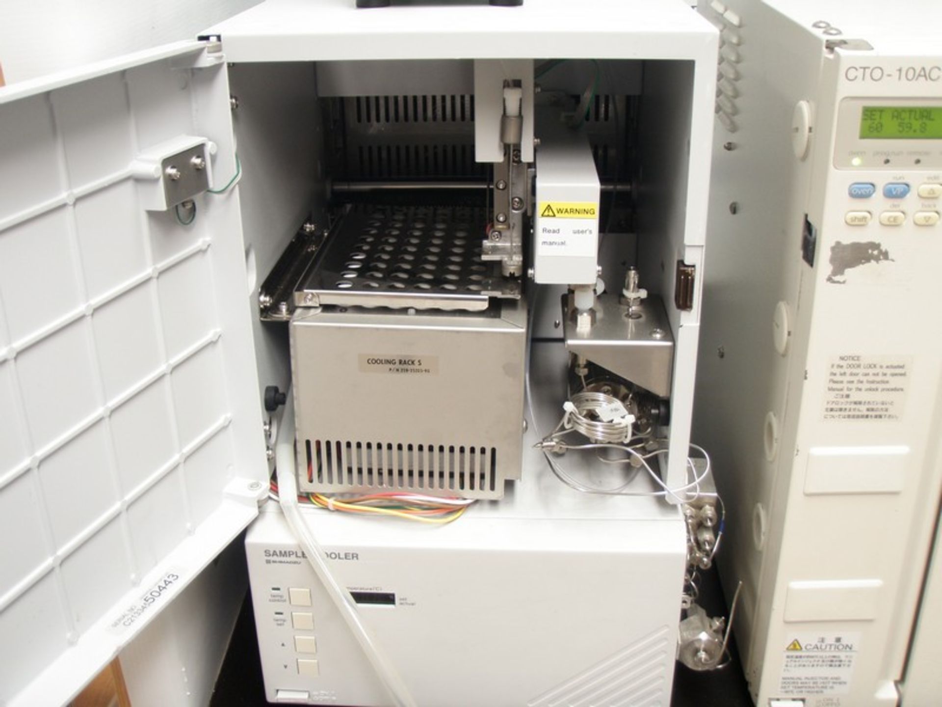 Shimadzu LC-10 HPLC System Containing: CTO-10AC Column Oven, DGU-14A Degasser, SCL-10A System - Image 2 of 10