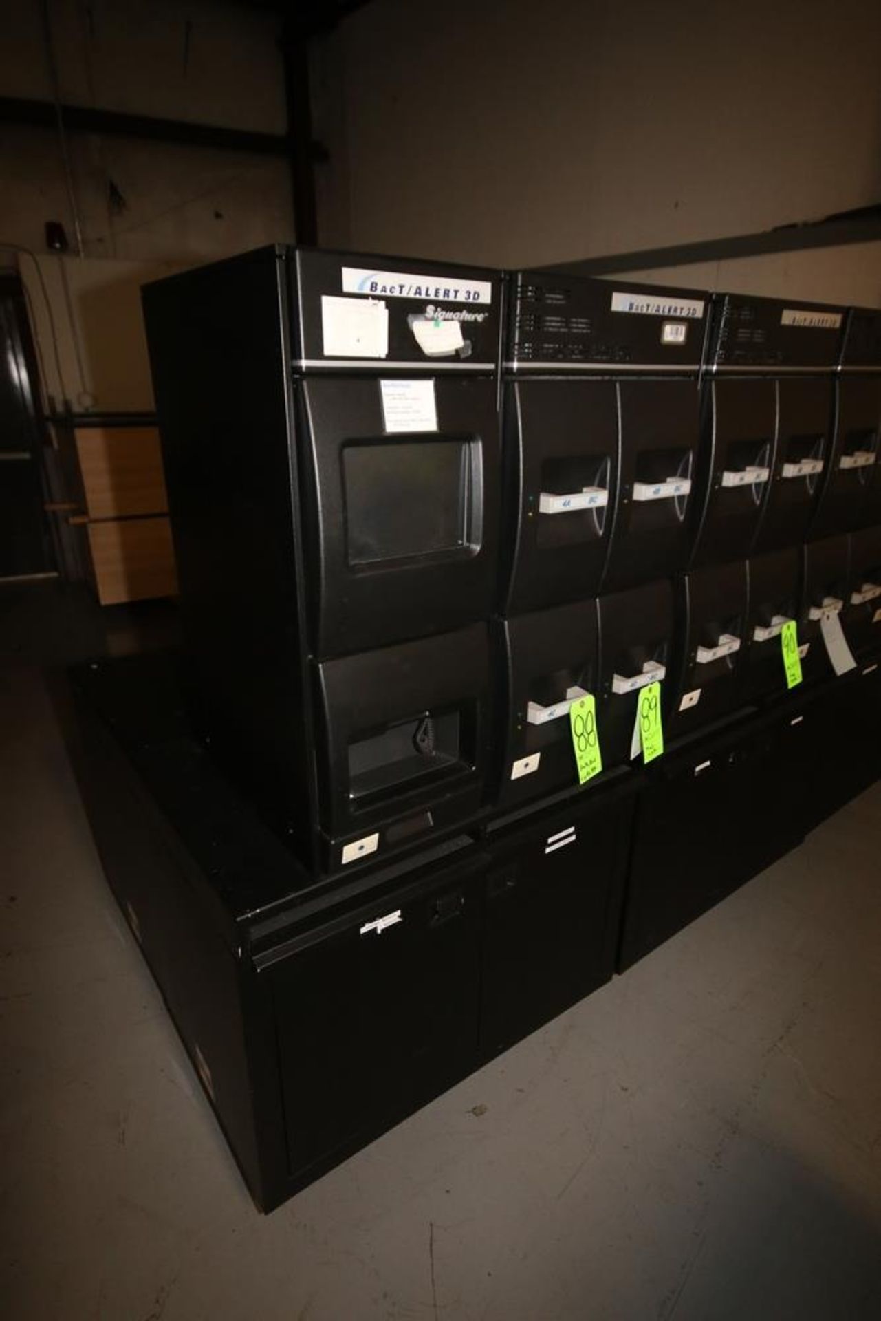 Bact/Alert 3D Microbial Detection System, S/N 505CM4848, 220/240 Volts, with (4) Sample Drawers, - Image 4 of 7