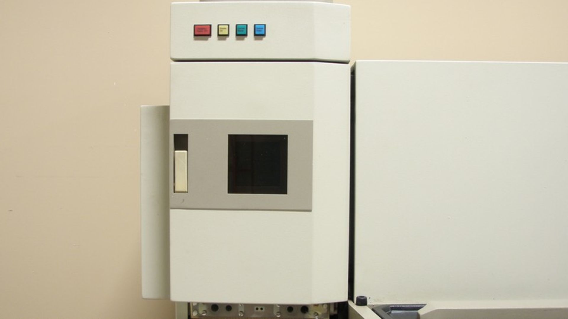 Perkin Elmer Optima 3000 Spectrometer, S/N 069N7013101 (NOTE: Unit Powers On, Some Rust on Bottom - Image 3 of 12