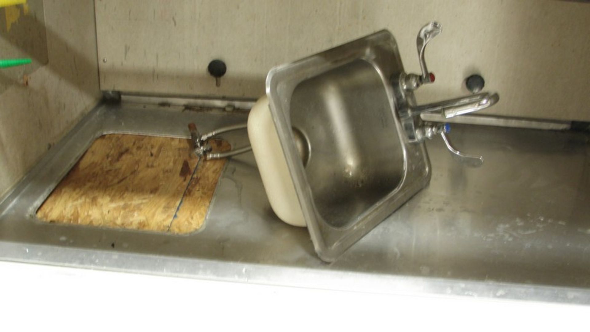 Kewaunee Scientific Airflow Supreme Fume Hood with Sink Base - Image 6 of 14