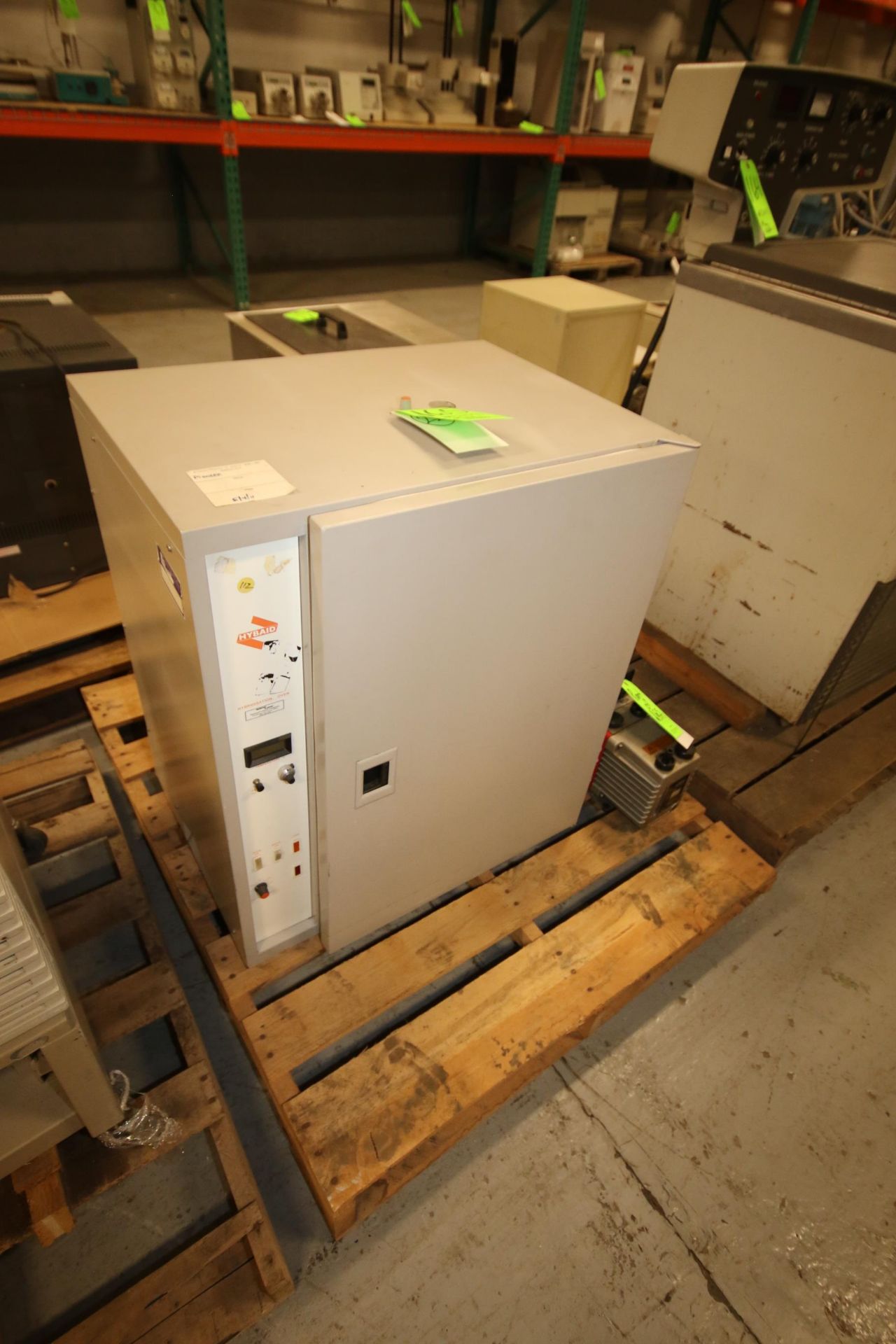 Hybaid Hybridisation Oven, S/N 522, with Vacuum Pump - Image 2 of 3